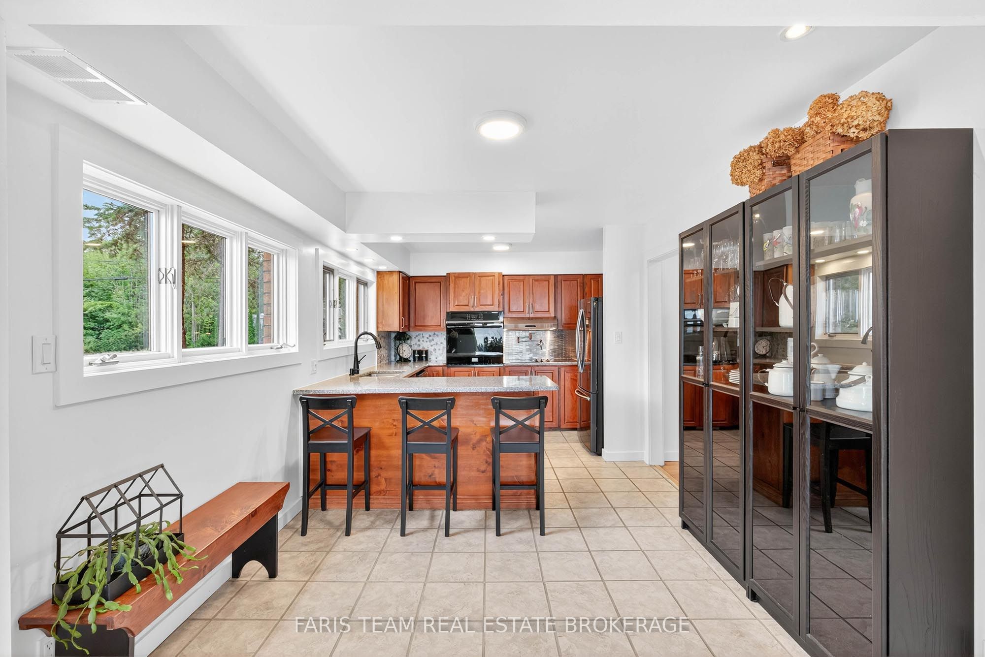 238 Robins Point Road Property Photo 7