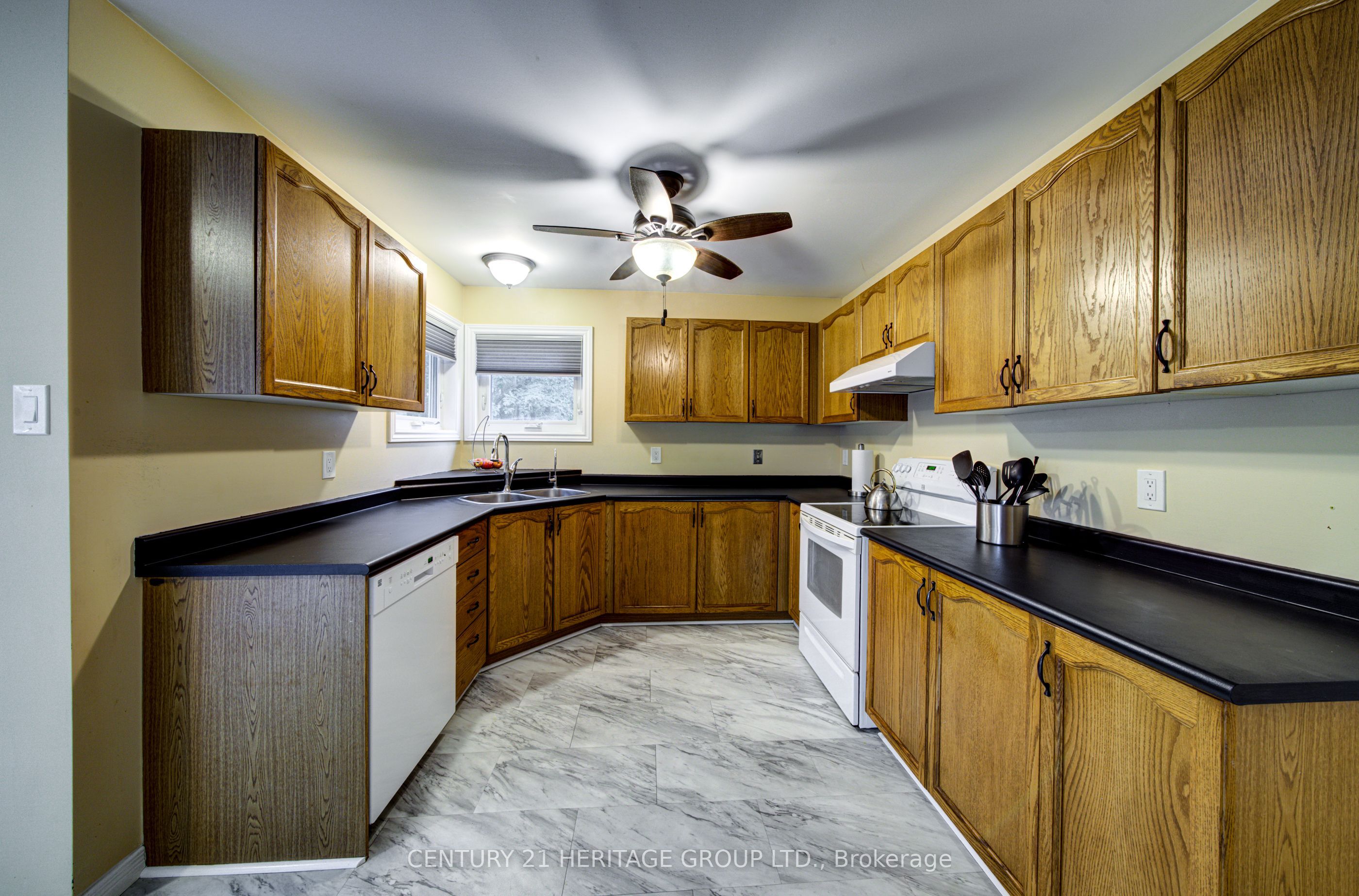 68 Dyer Drive Property Photo 8