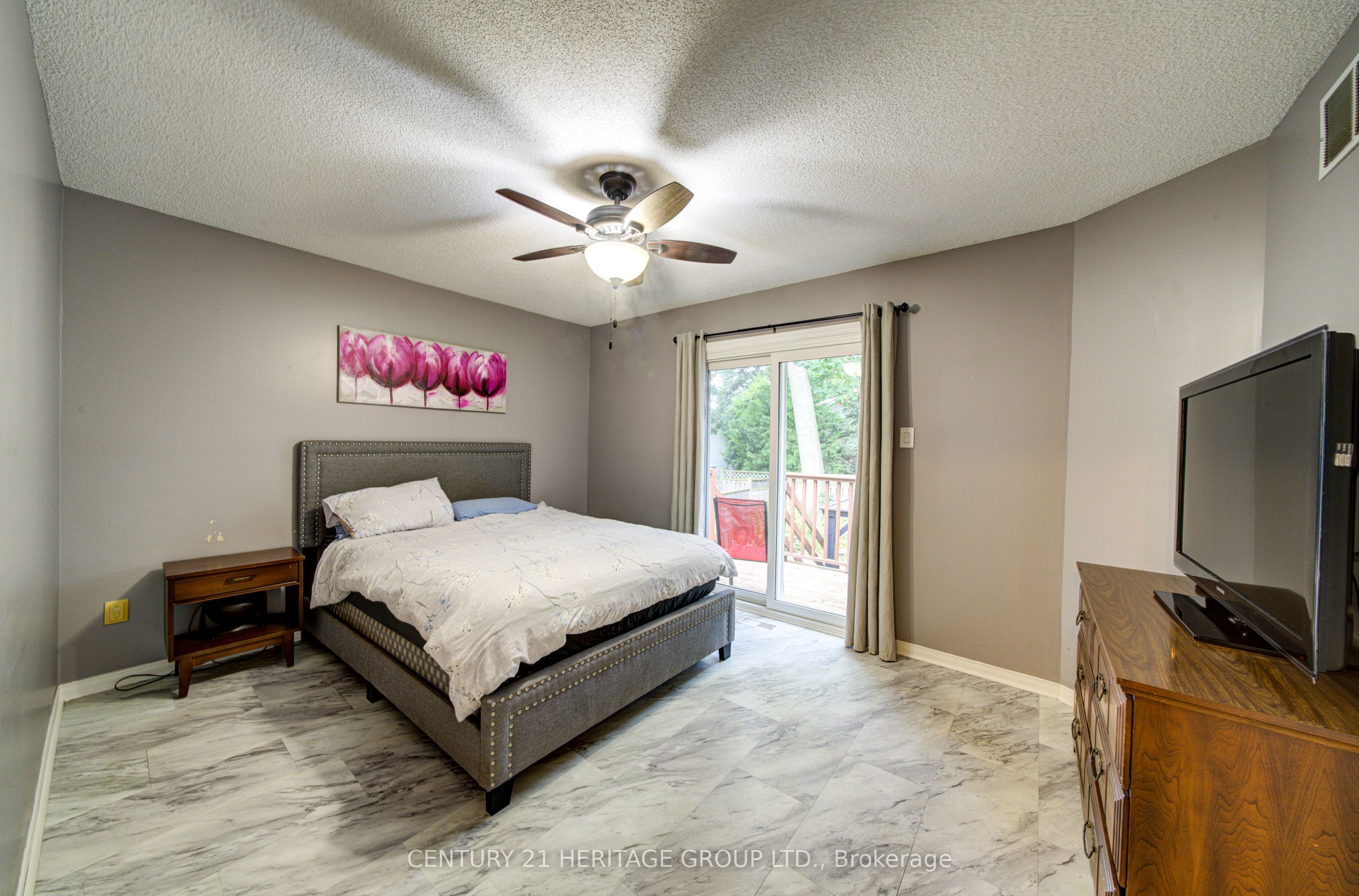 68 Dyer Drive Property Photo 11