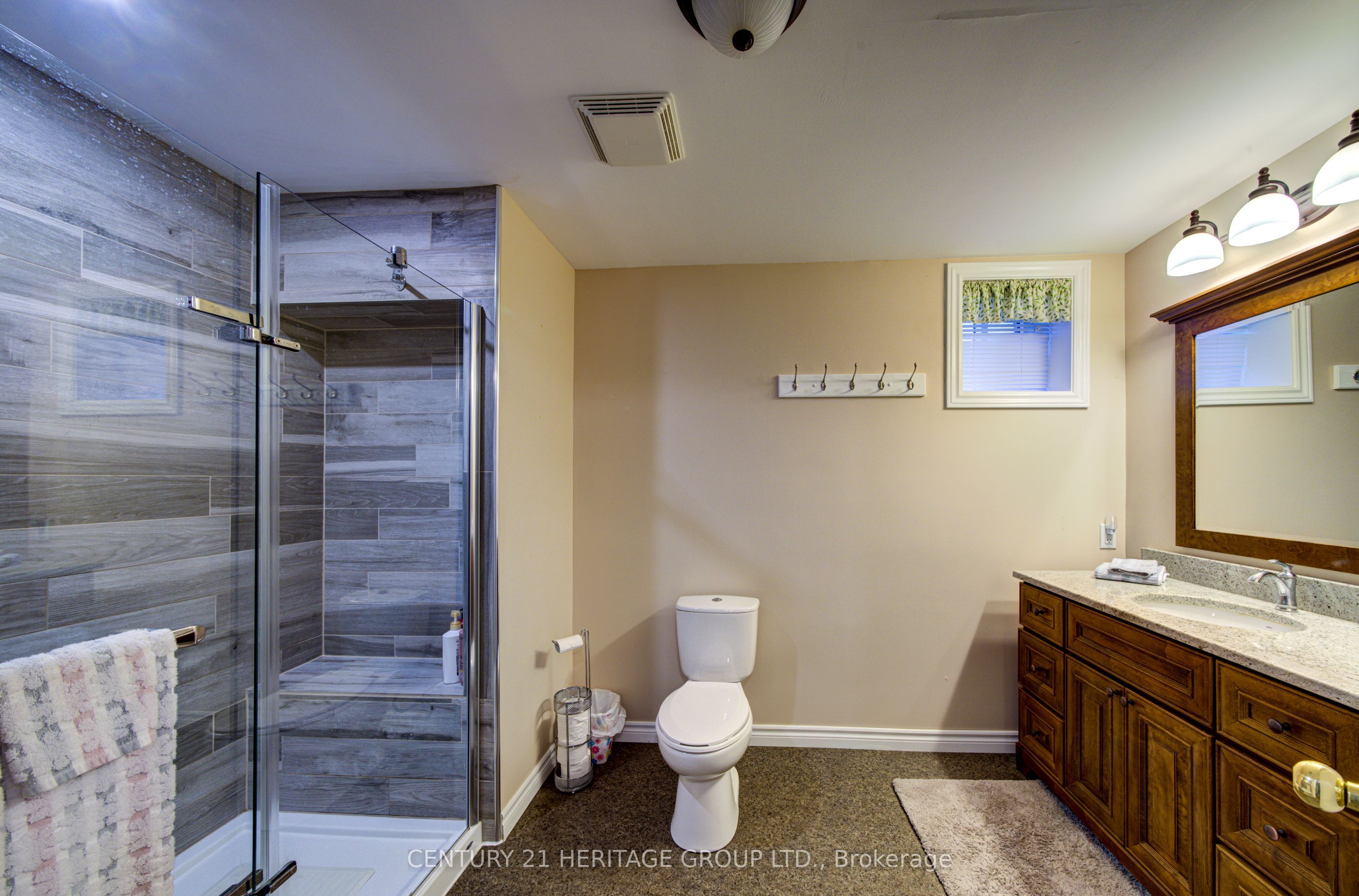 68 Dyer Drive Property Photo 20