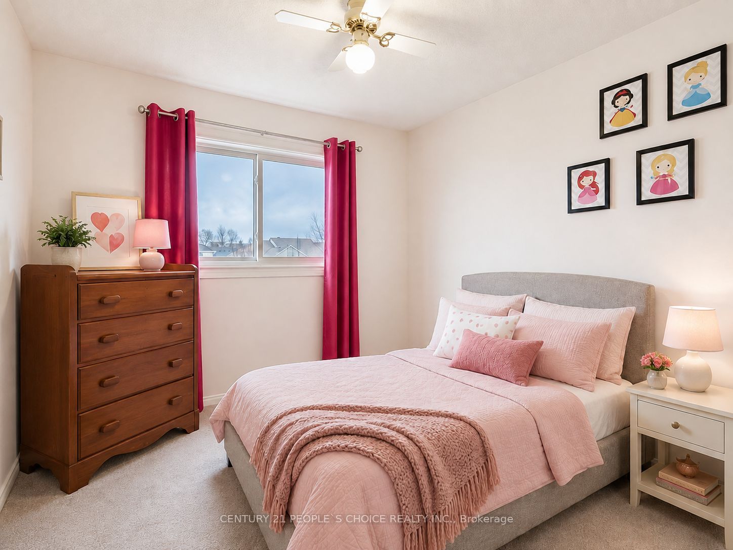 186 Pickett Crescent Property Photo 12