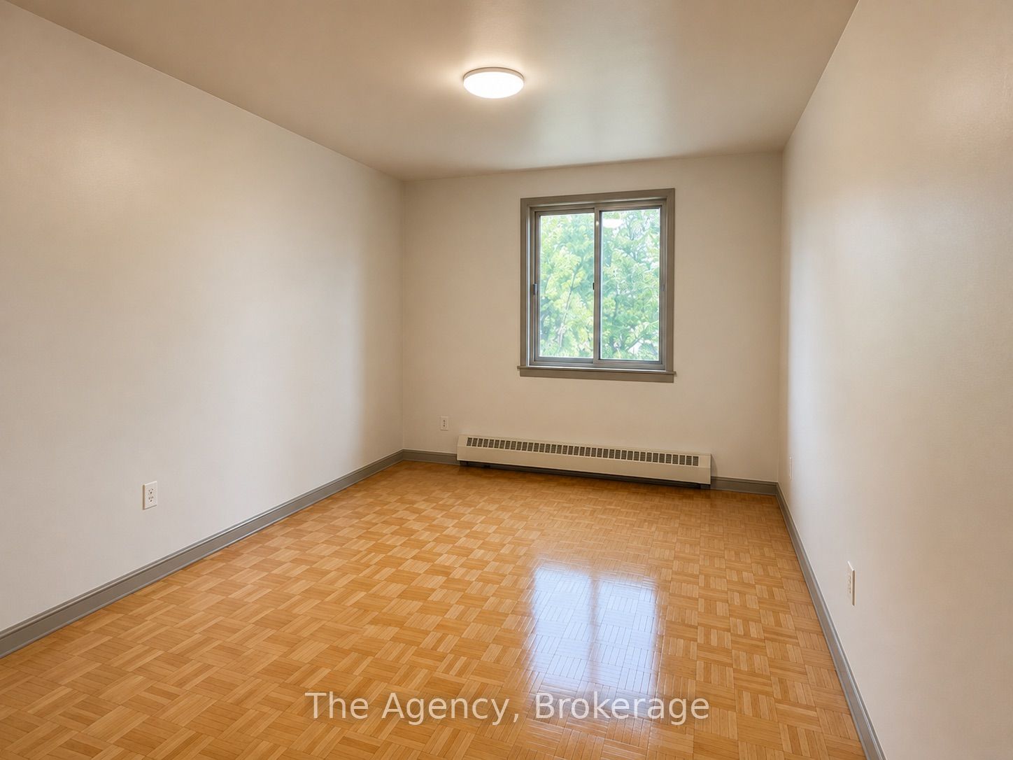 550 King Street 303 Property Photo 8