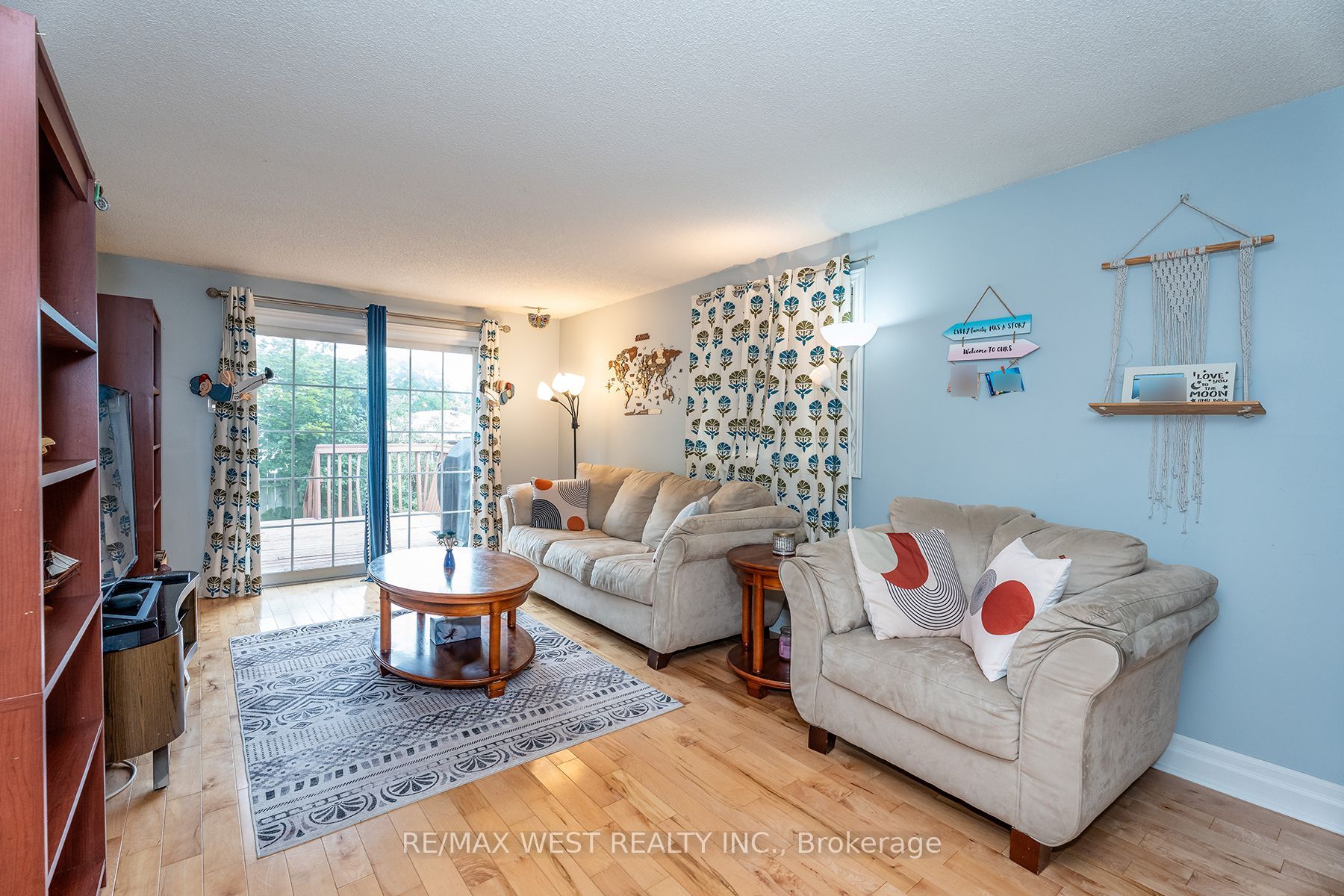 369 Galloway Boulevard Property Photo 3