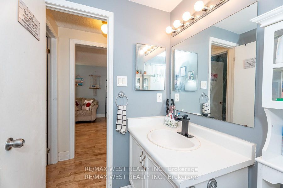 369 Galloway Boulevard Property Photo 9