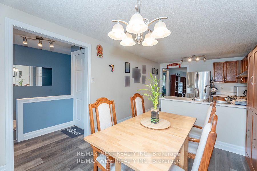 369 Galloway Boulevard Property Photo 16