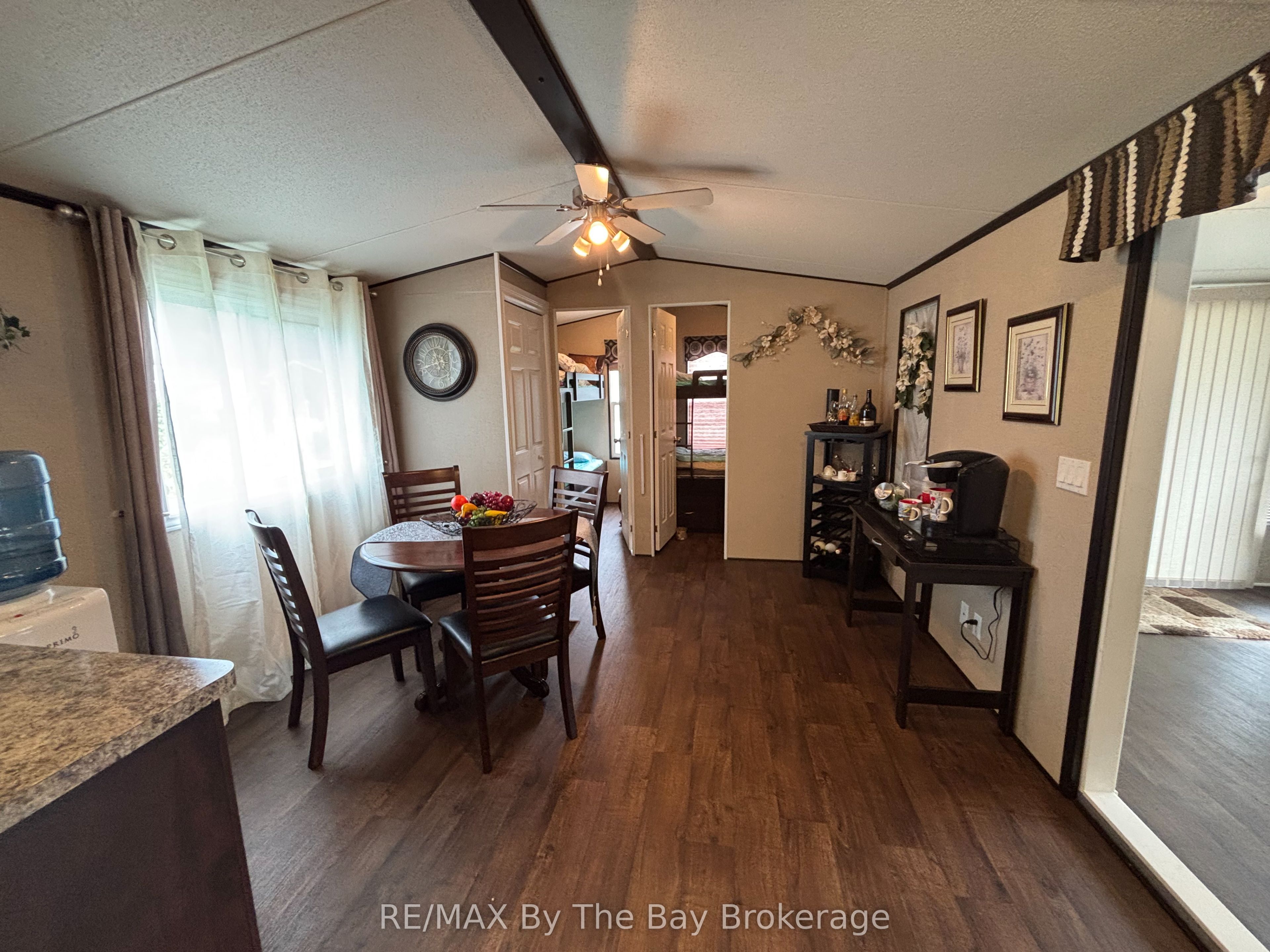 8 Kenora Trail Property Photo 9