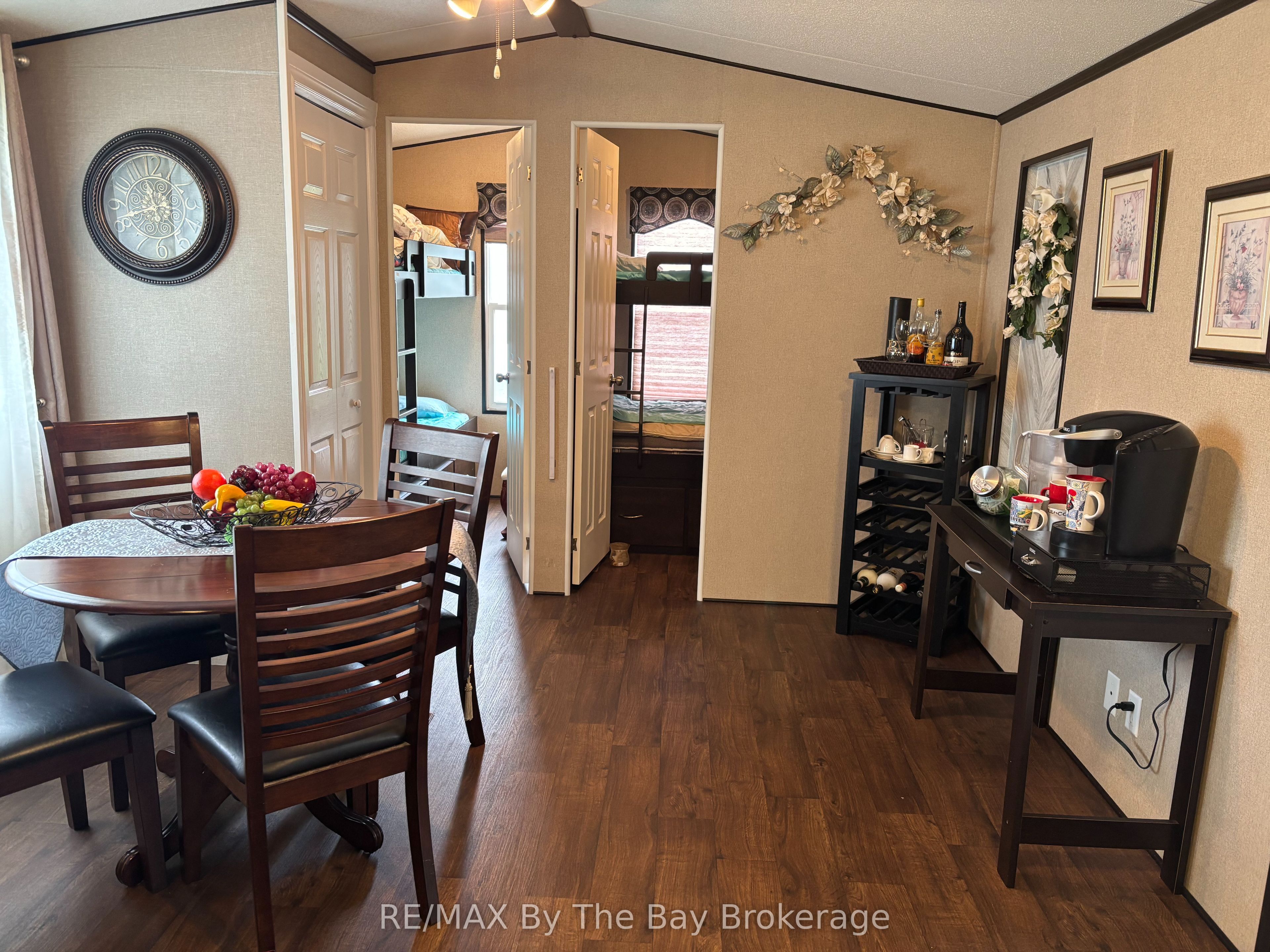 8 Kenora Trail Property Photo 10