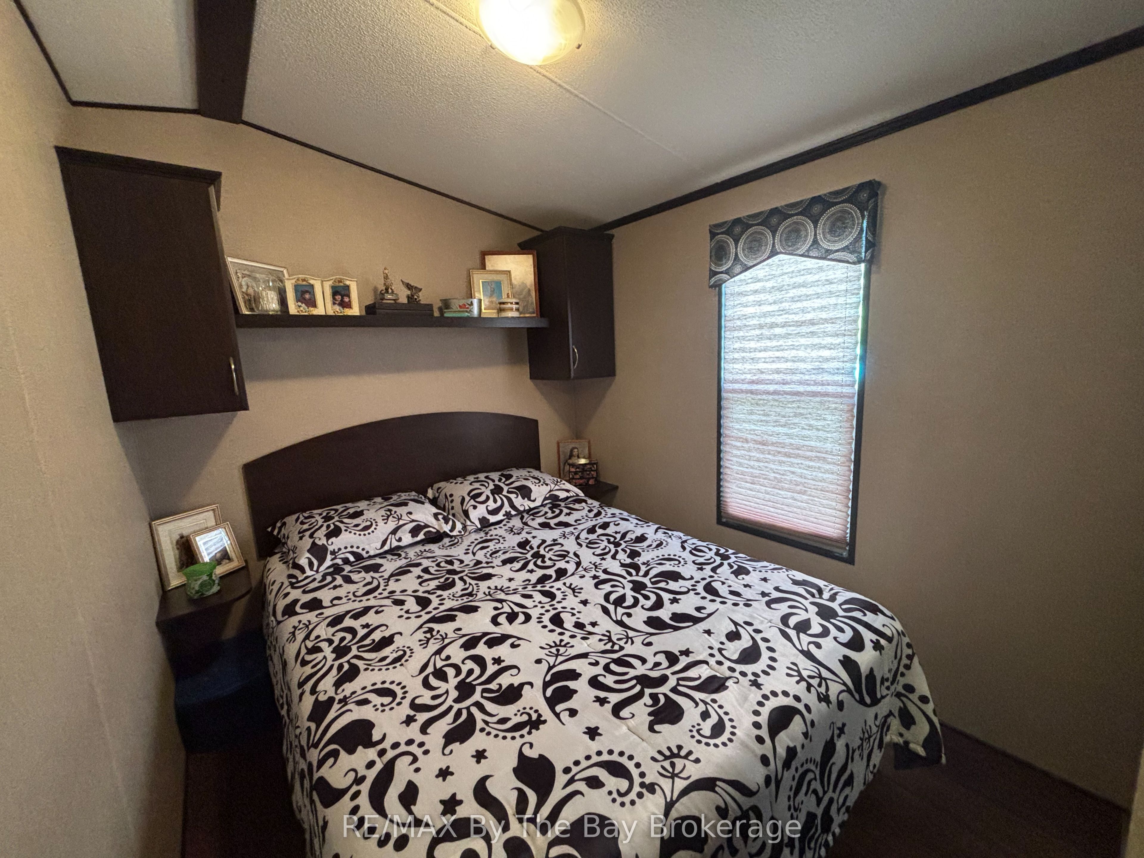 8 Kenora Trail Property Photo 19