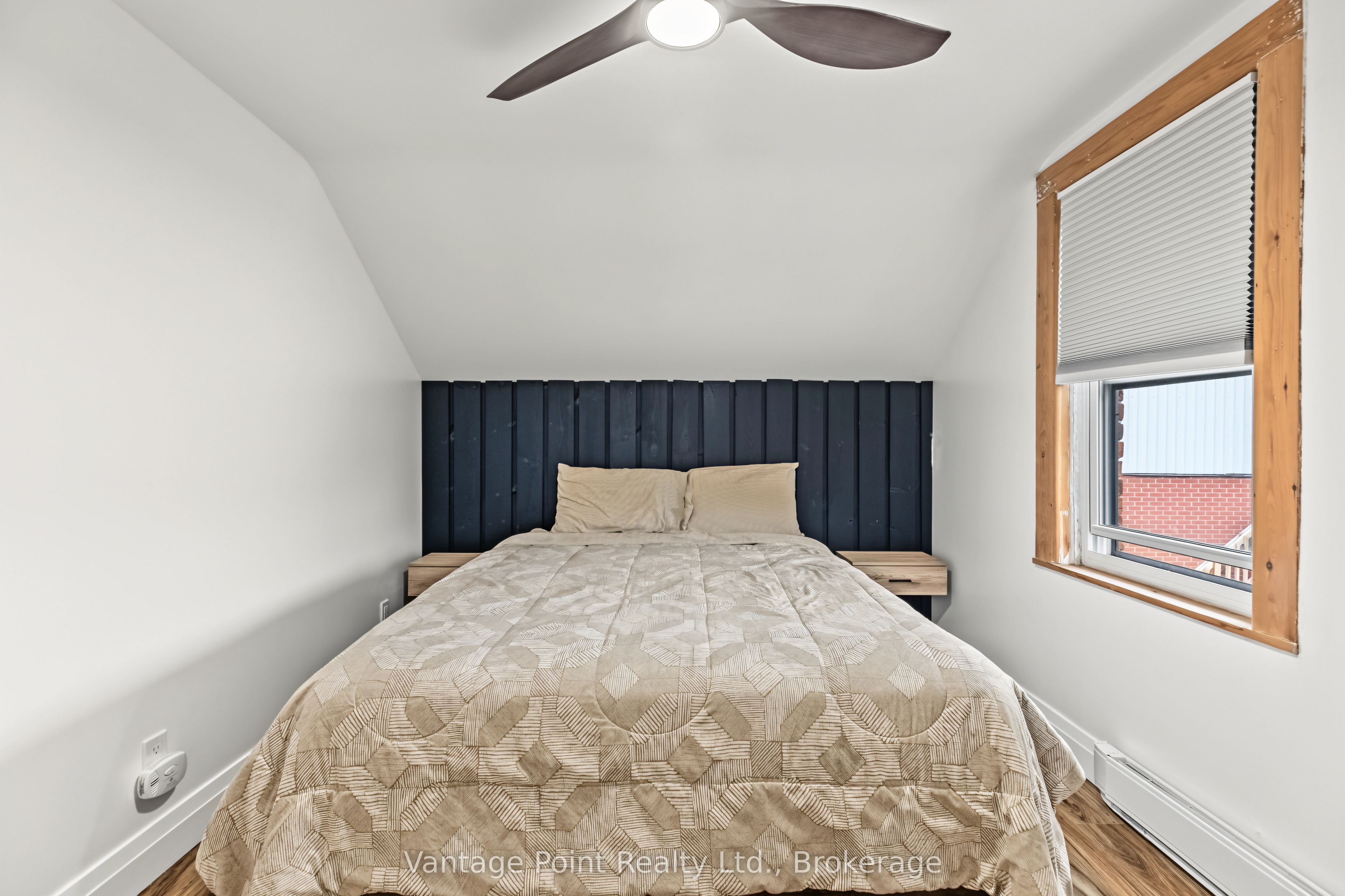 794097 124 Grey Road Property Photo 35
