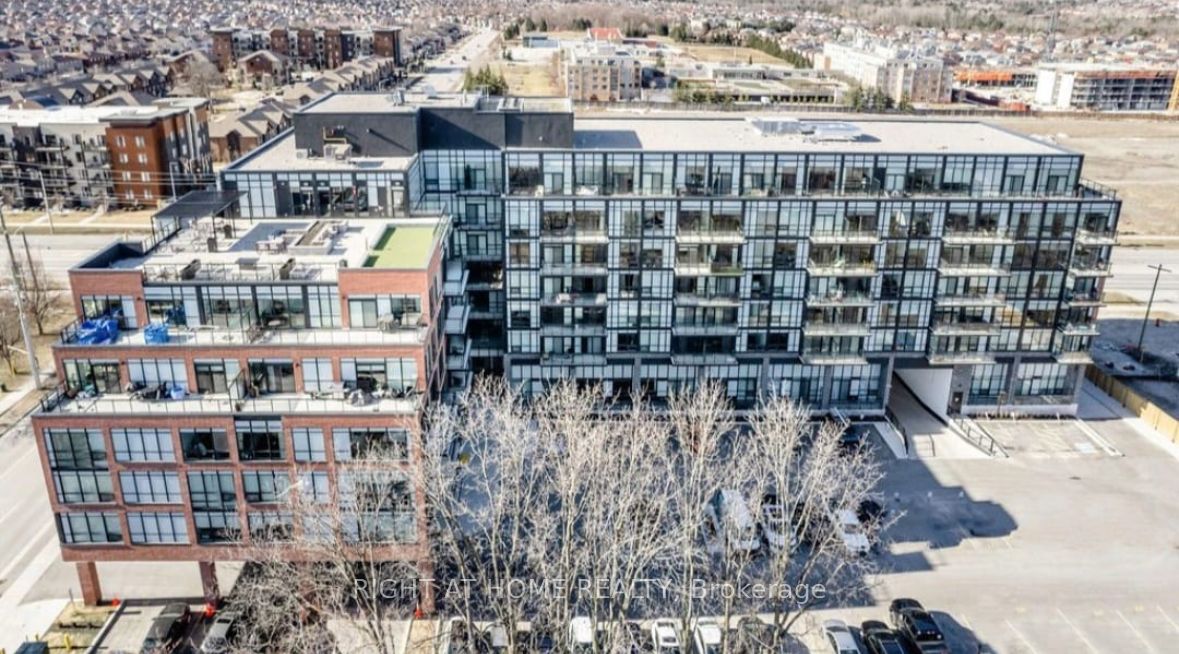 681 E Yonge Street E 612 Property Photo 18
