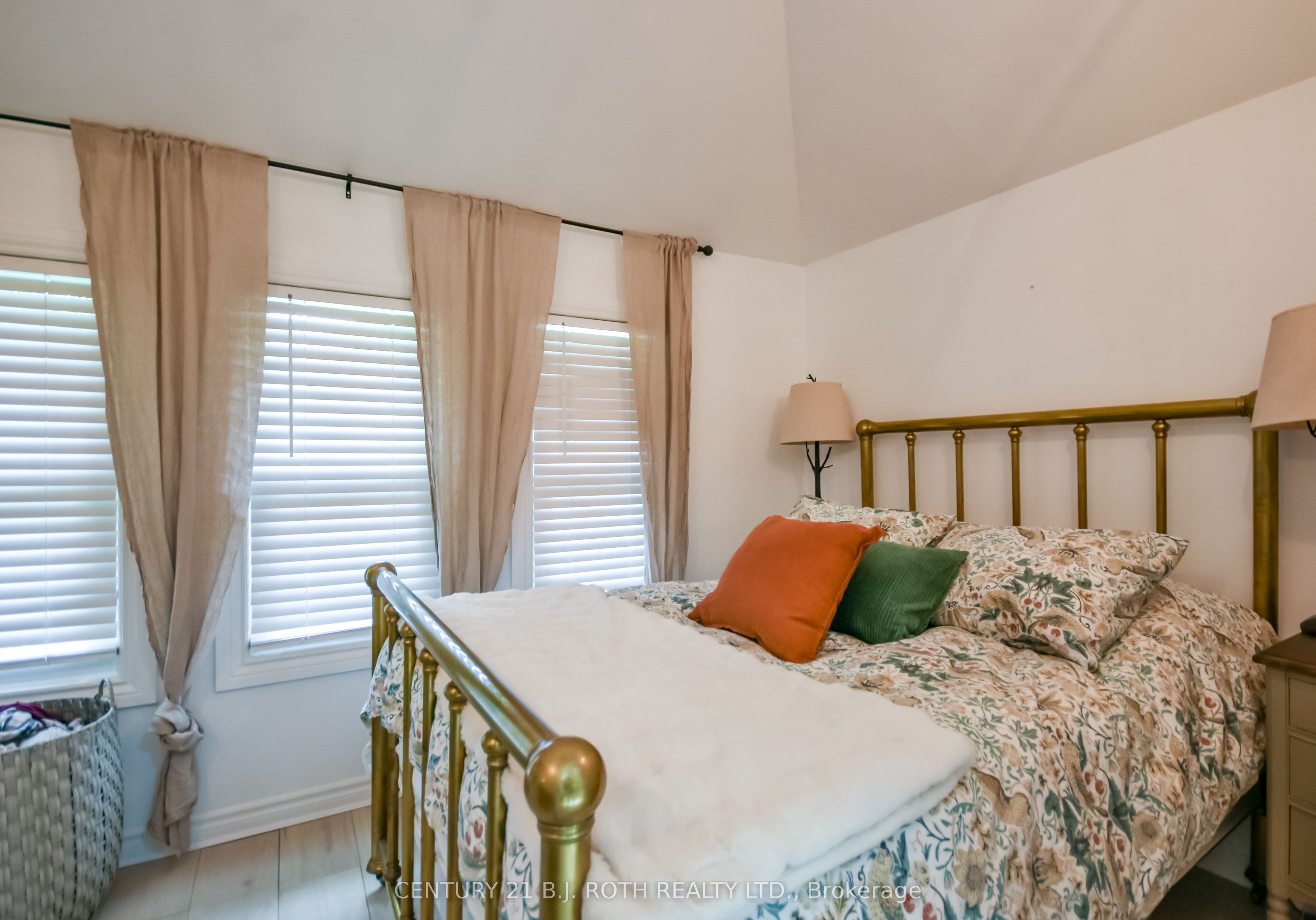 203 Southview Road Property Photo 21