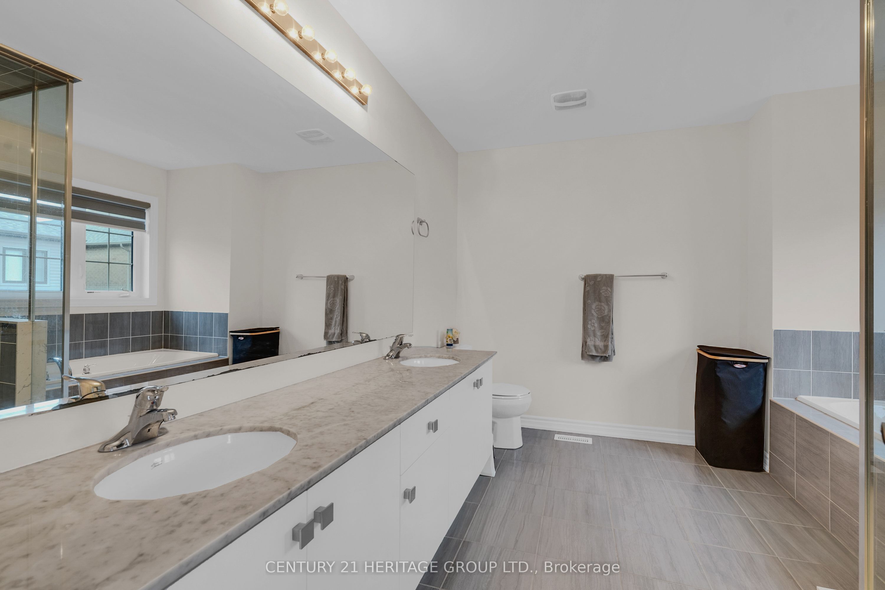 102 Nottingham Road Property Photo 26