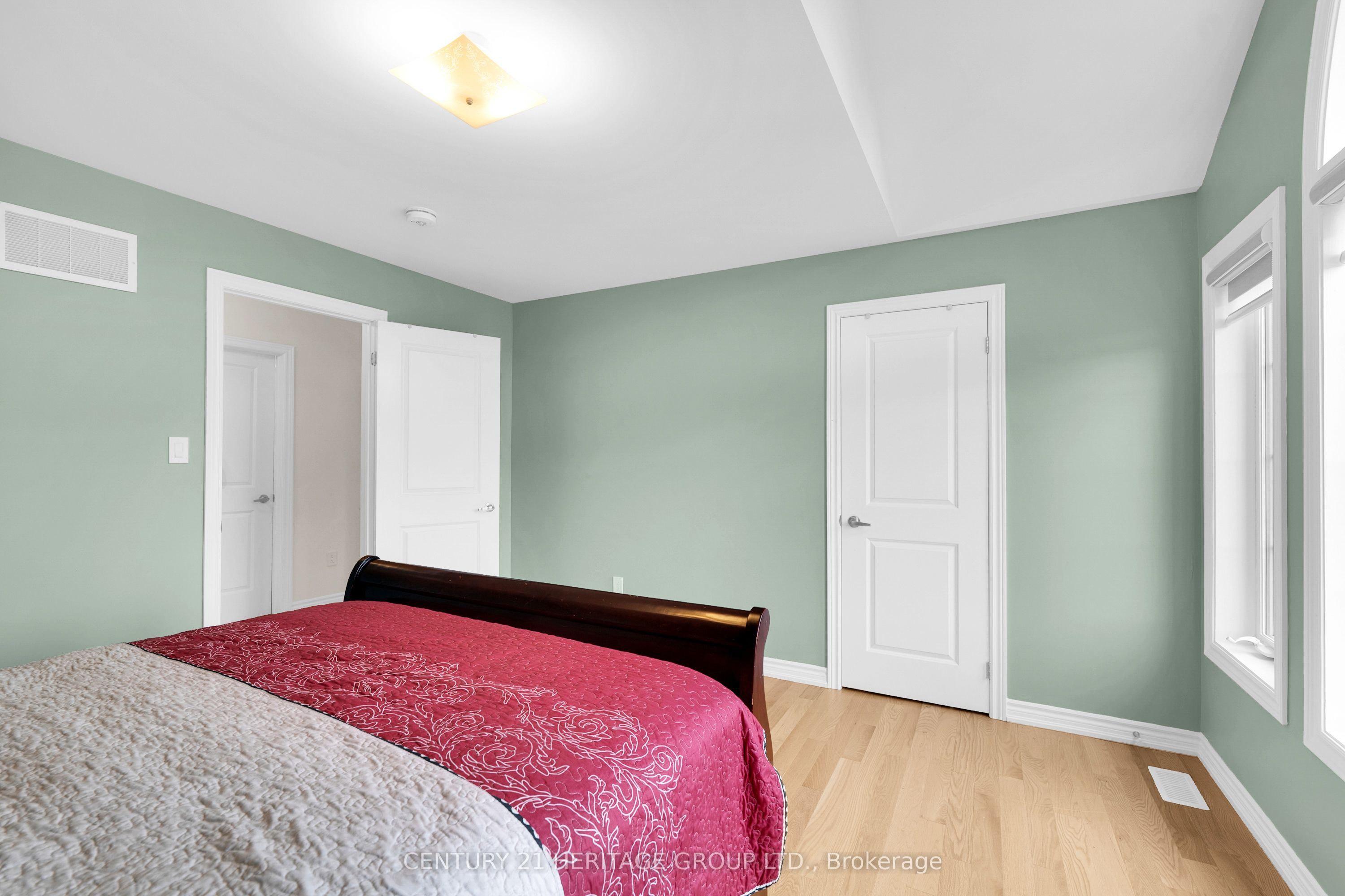102 Nottingham Road Property Photo 29