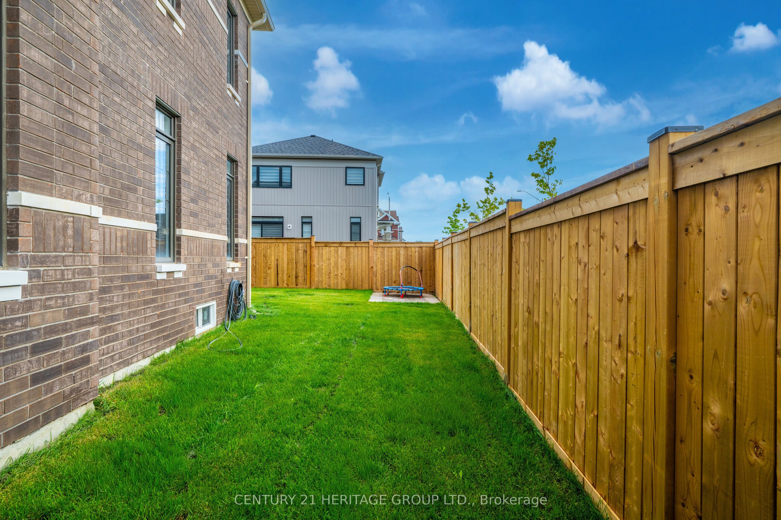 102 Nottingham Road Property Photo 40