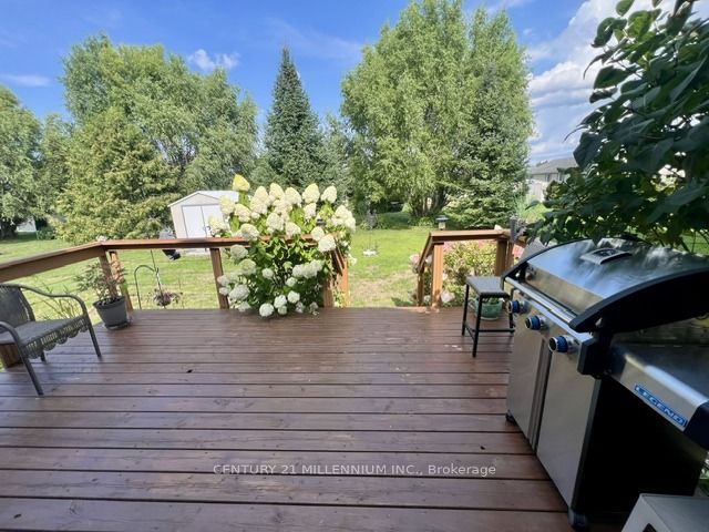70 Pennsylvania Ave Property Photo 9