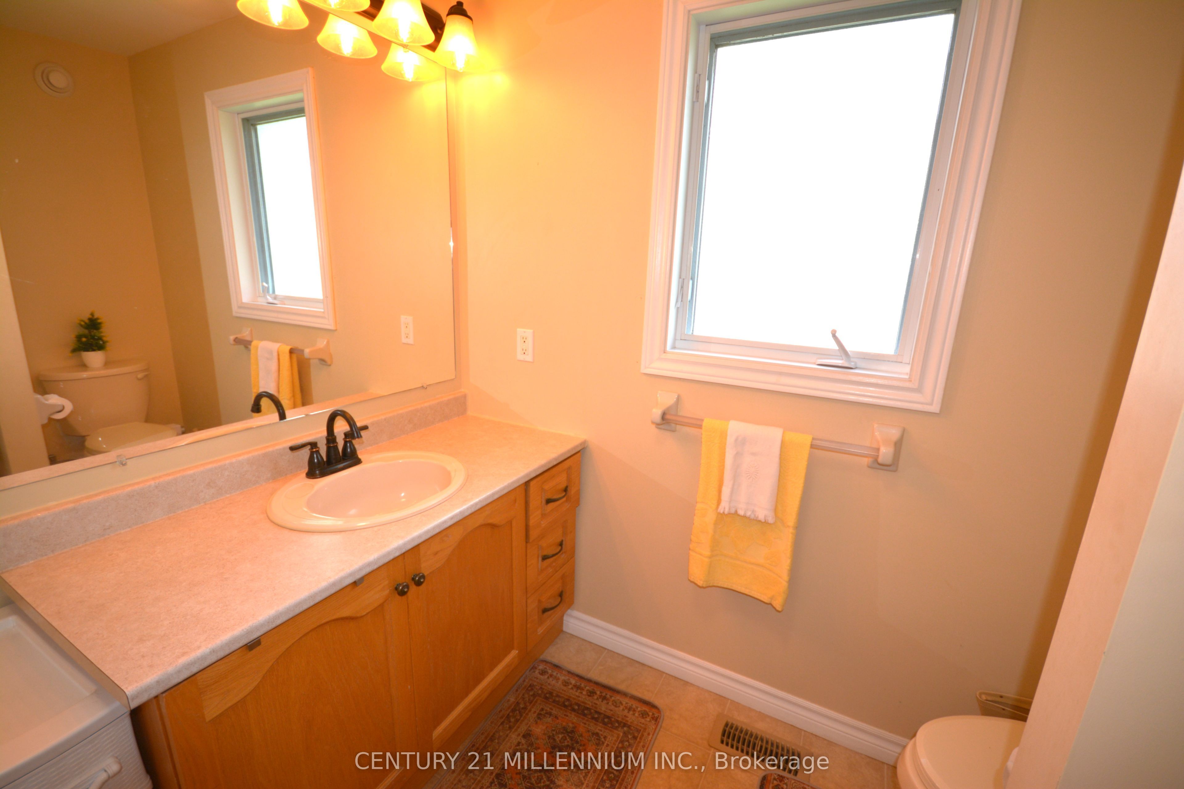 70 Pennsylvania Ave Property Photo 11