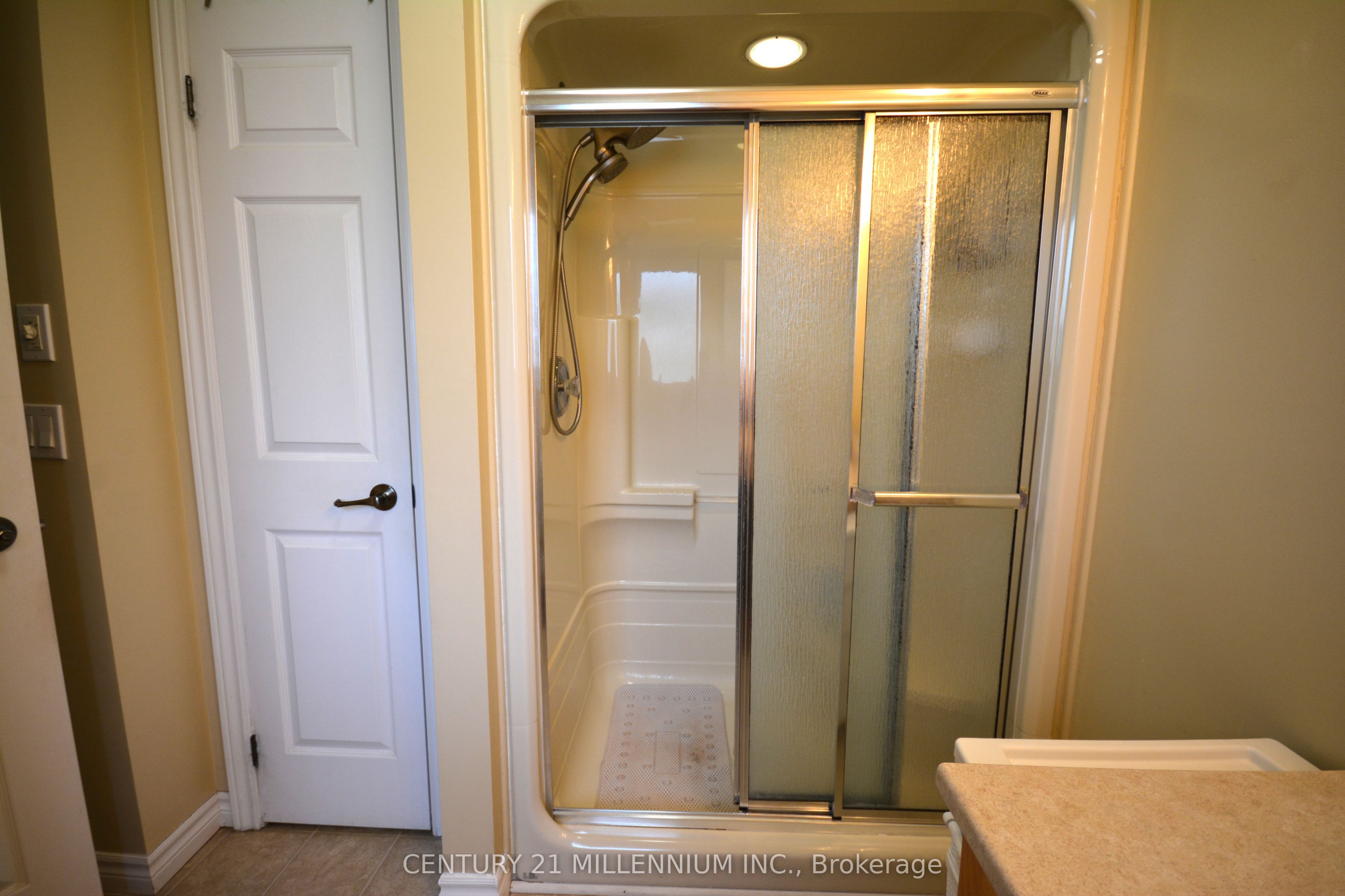 70 Pennsylvania Ave Property Photo 12