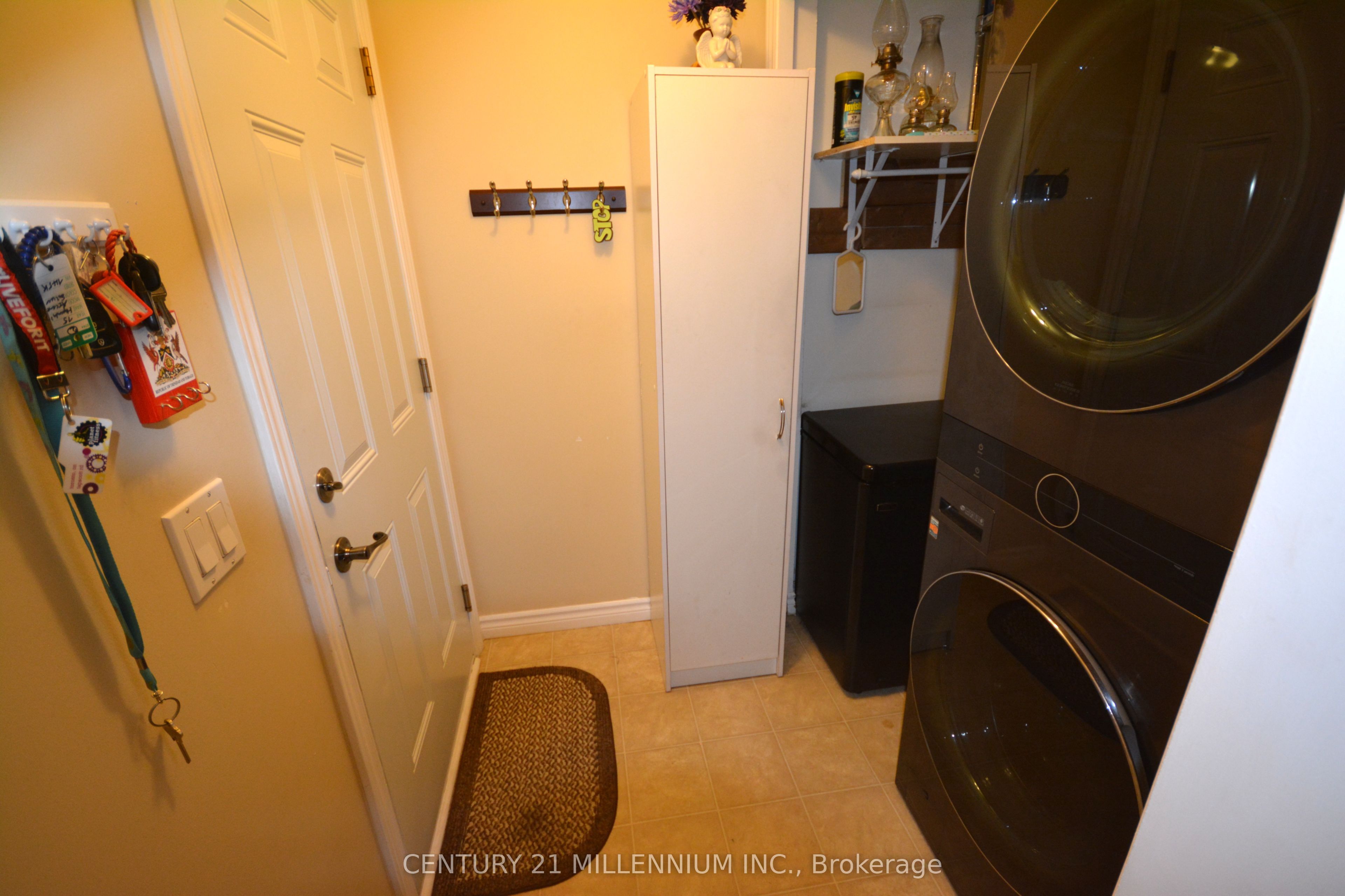 70 Pennsylvania Ave Property Photo 16