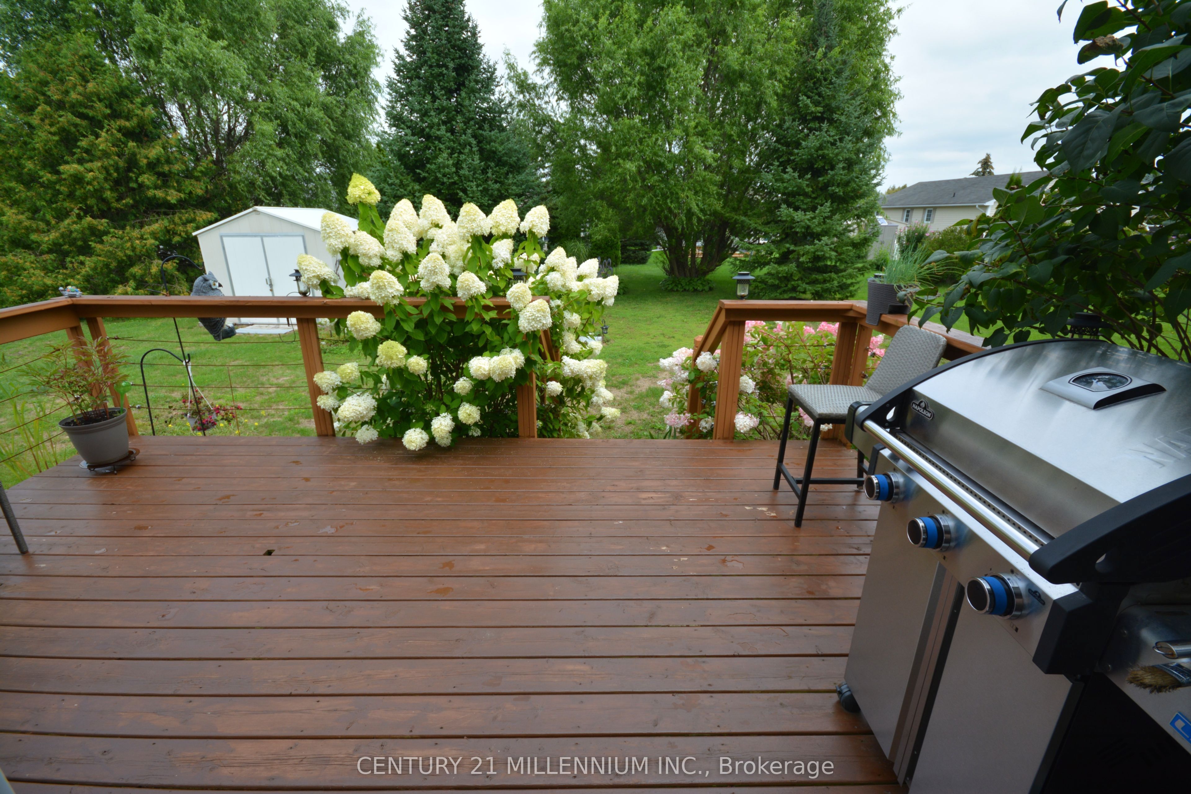 70 Pennsylvania Ave Property Photo 25