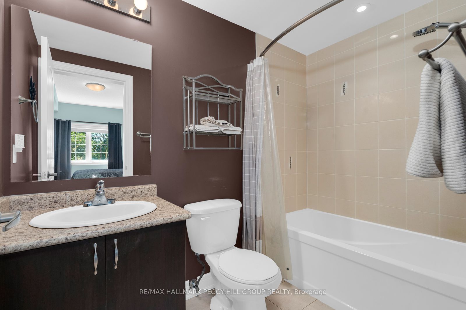 43 Ferndale Drive S 302 Property Photo 8