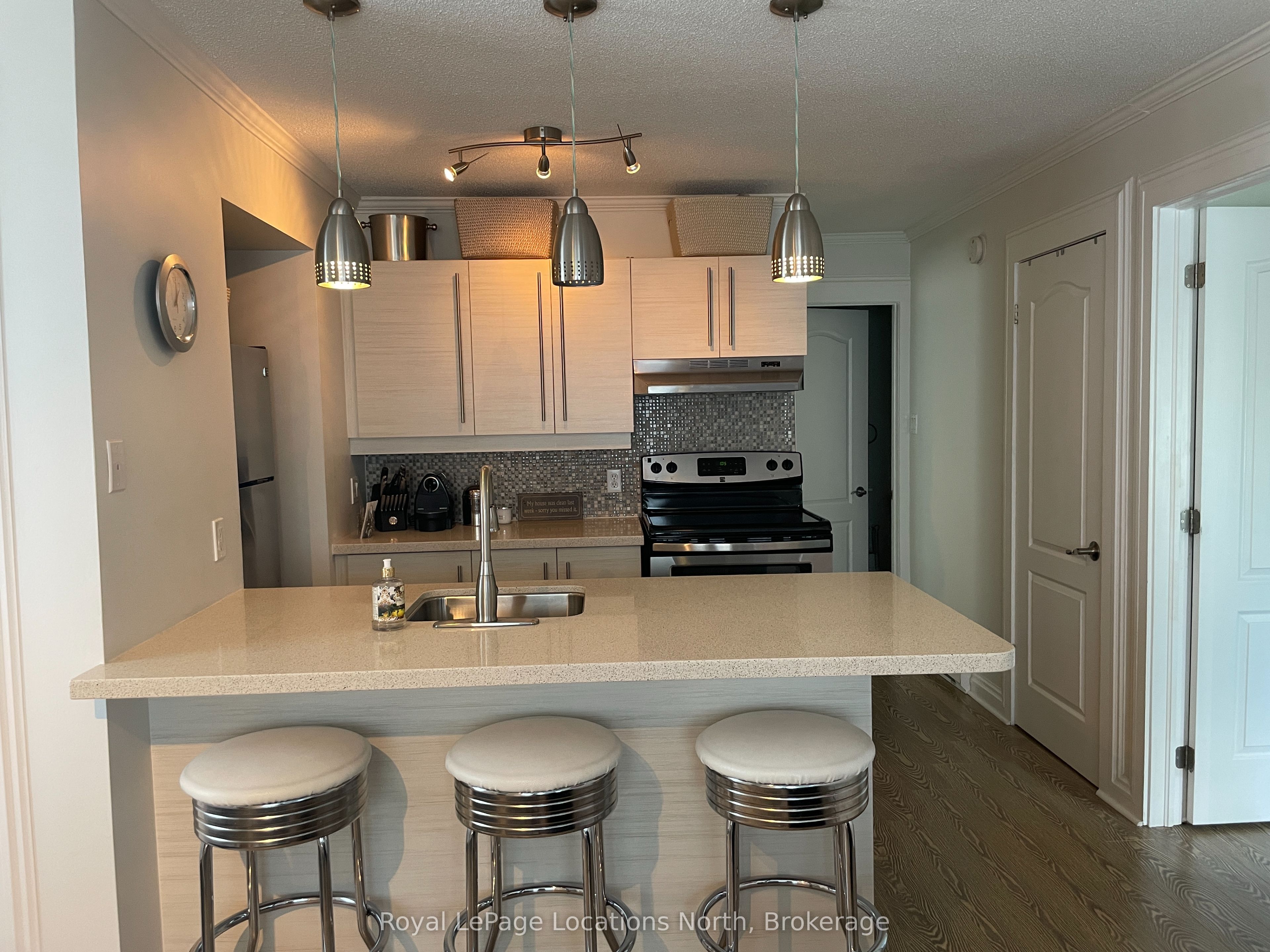 19 Dawson Drive 59 Property Photo 6