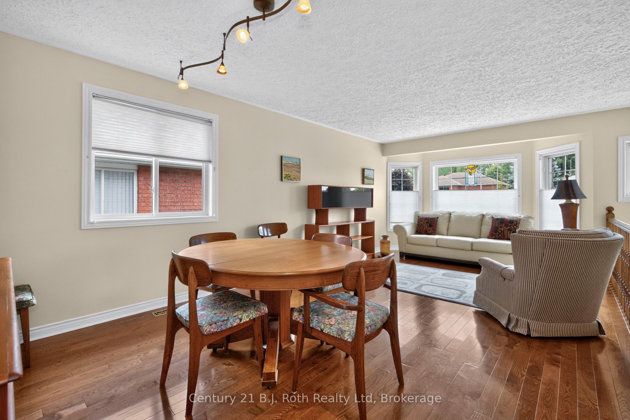 13 Charles Street Property Photo 7