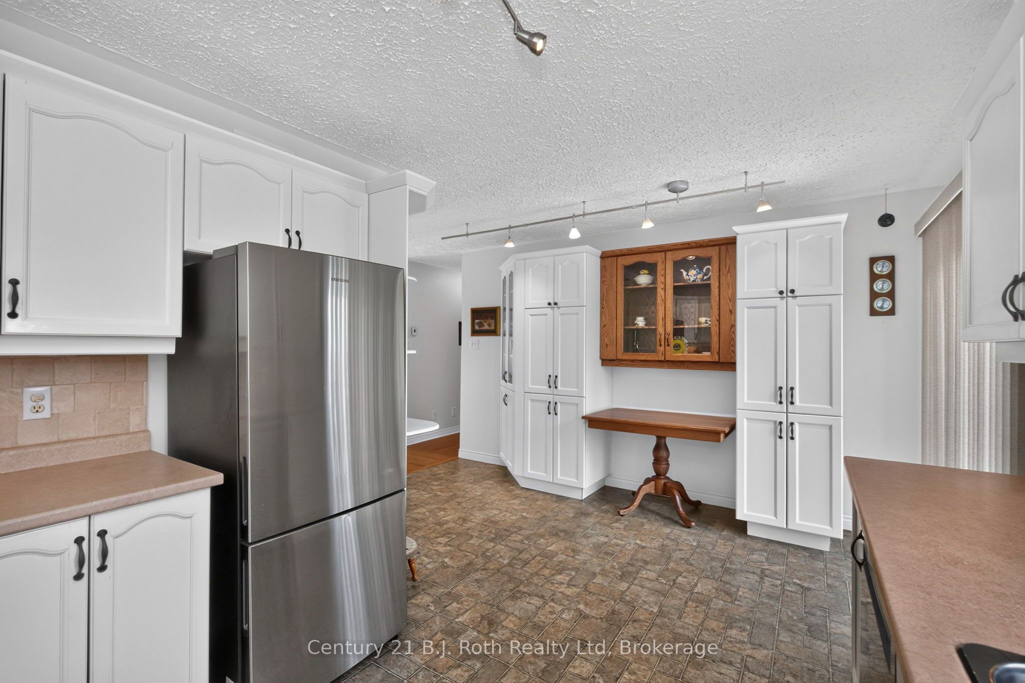 13 Charles Street Property Photo 11