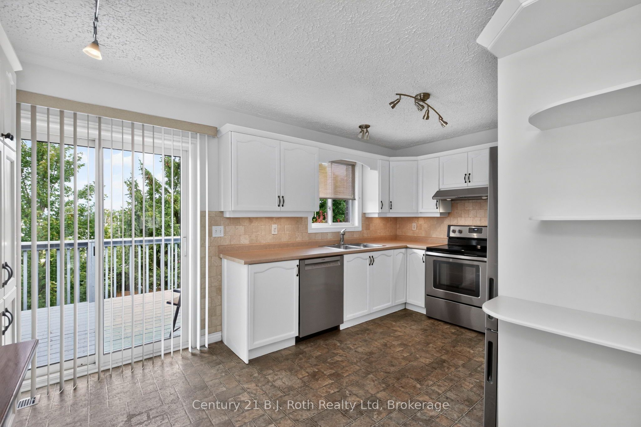 13 Charles Street Property Photo 12