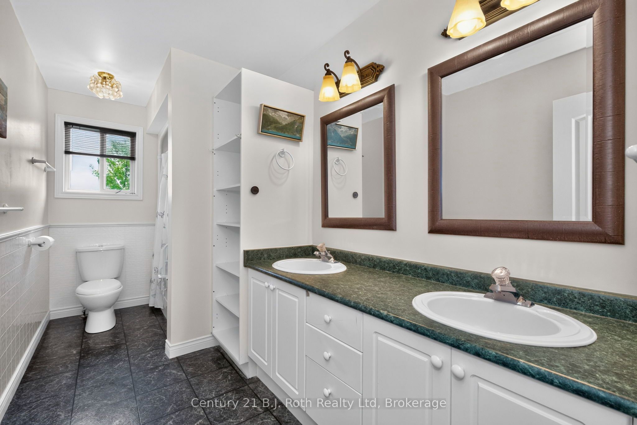 13 Charles Street Property Photo 19