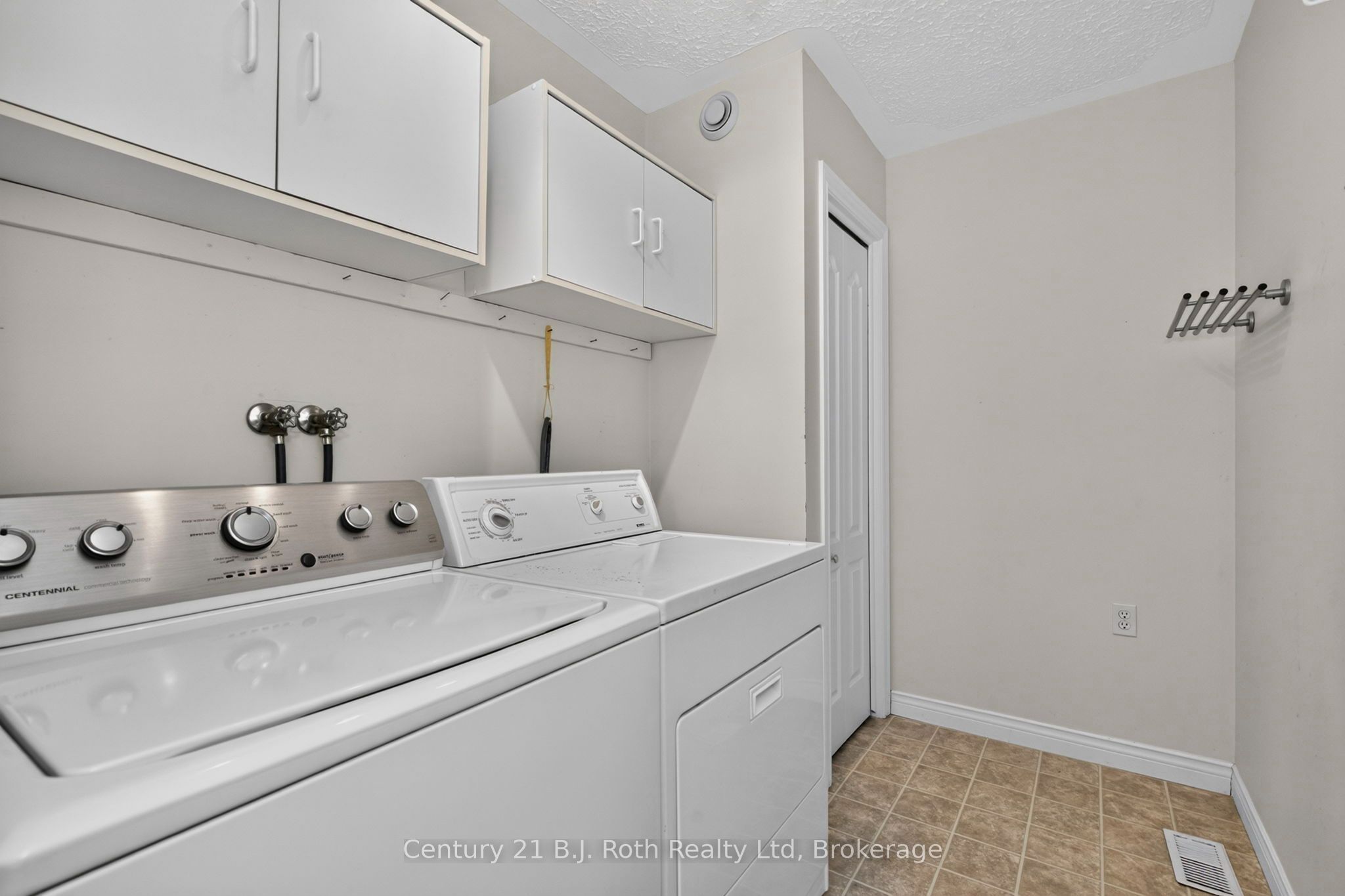 13 Charles Street Property Photo 21