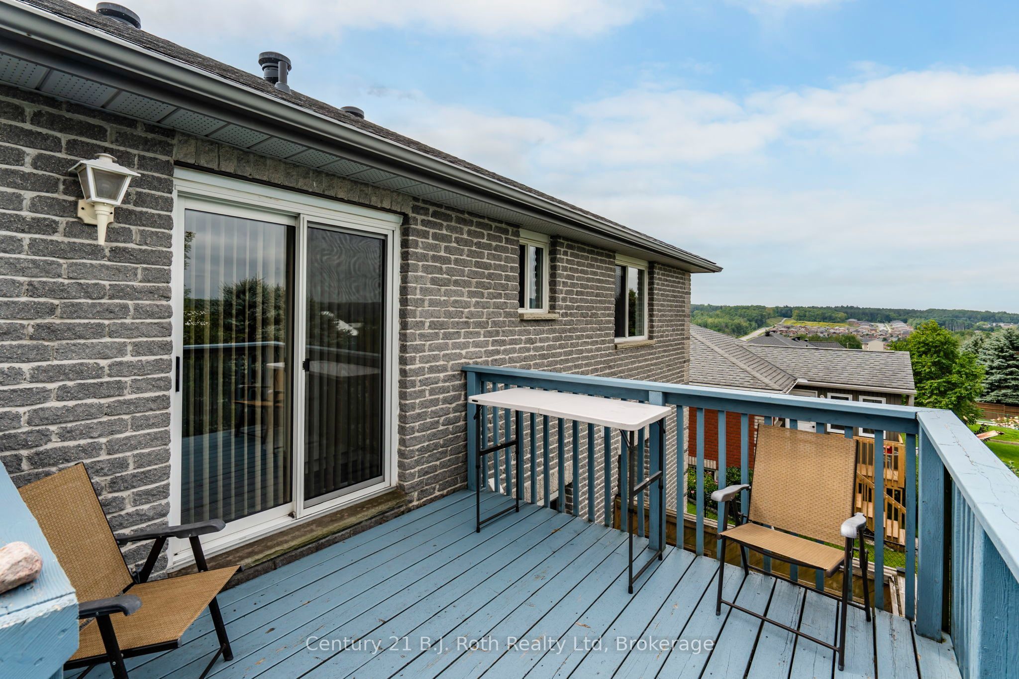 13 Charles Street Property Photo 36