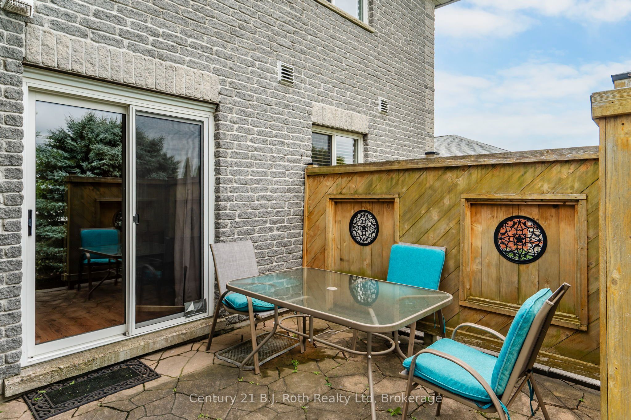 13 Charles Street Property Photo 39