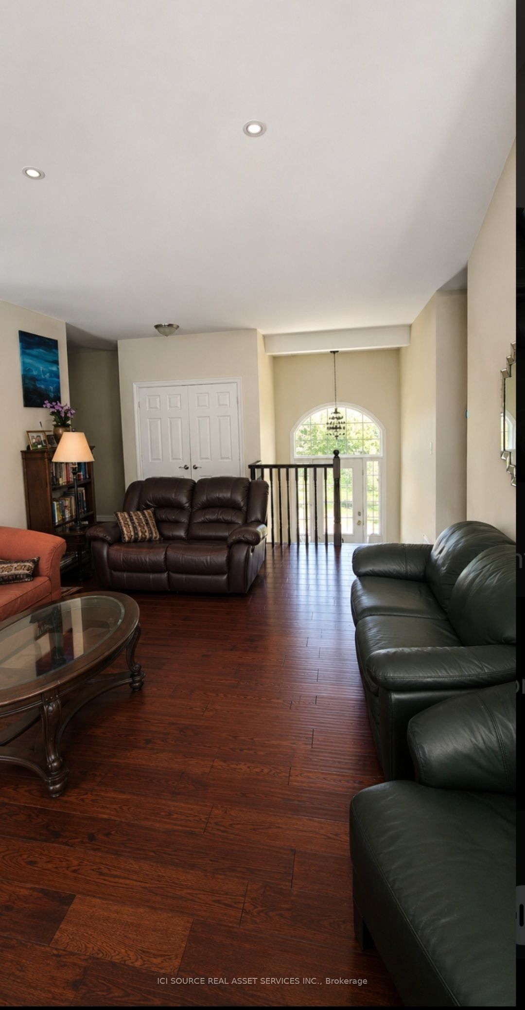 1361 Rimkey Crescent Property Photo 4