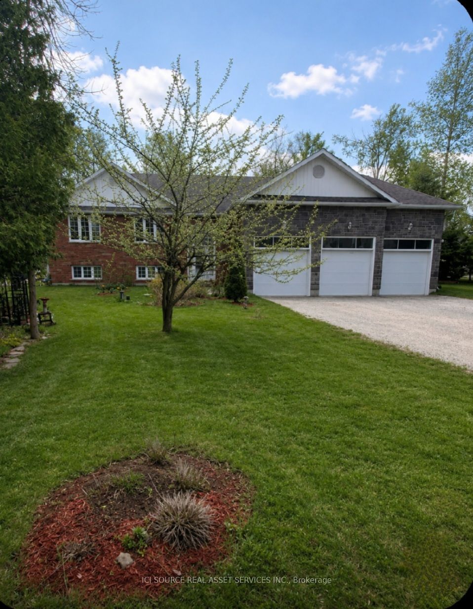 1361 Rimkey Crescent Property Photo 5