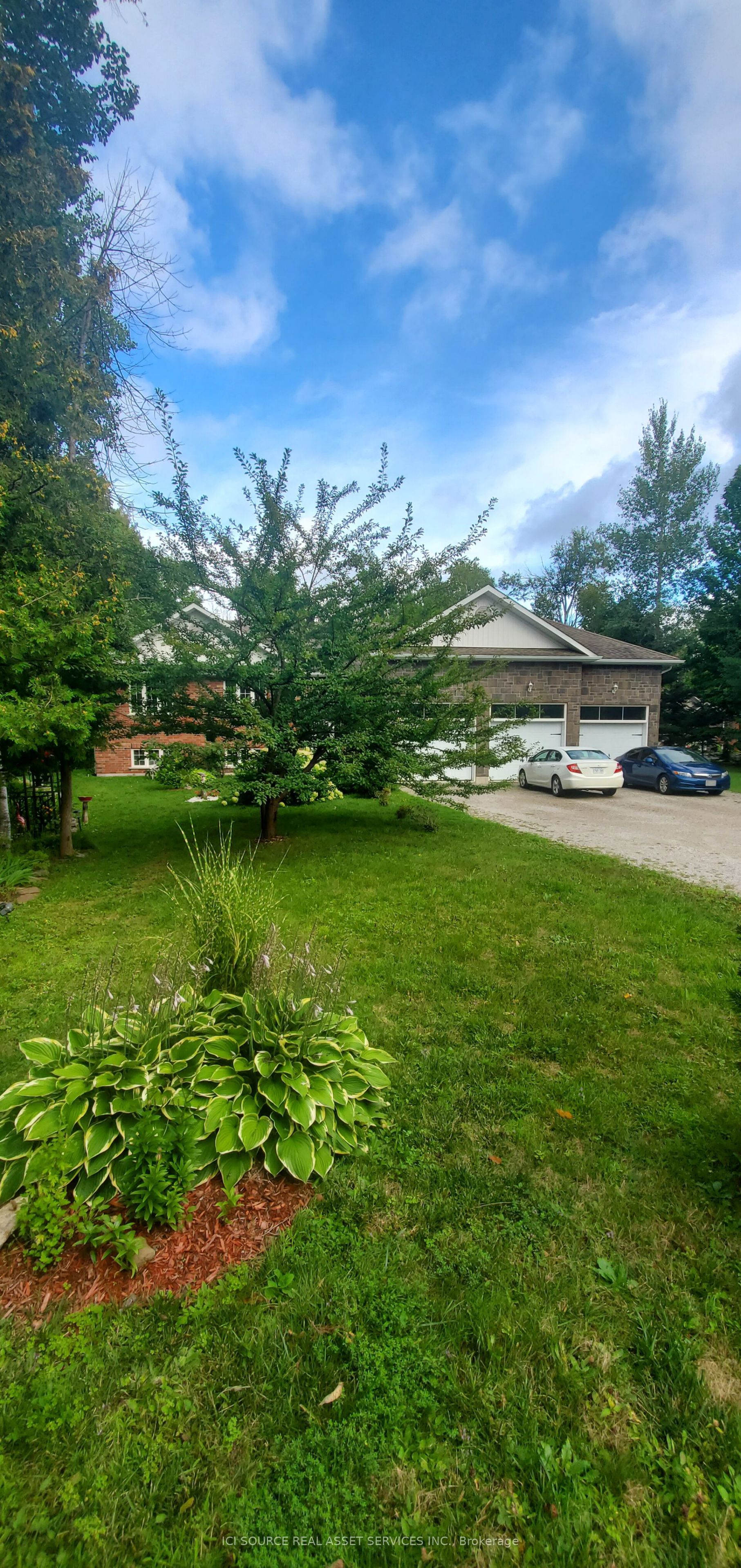 1361 Rimkey Crescent Property Photo 8