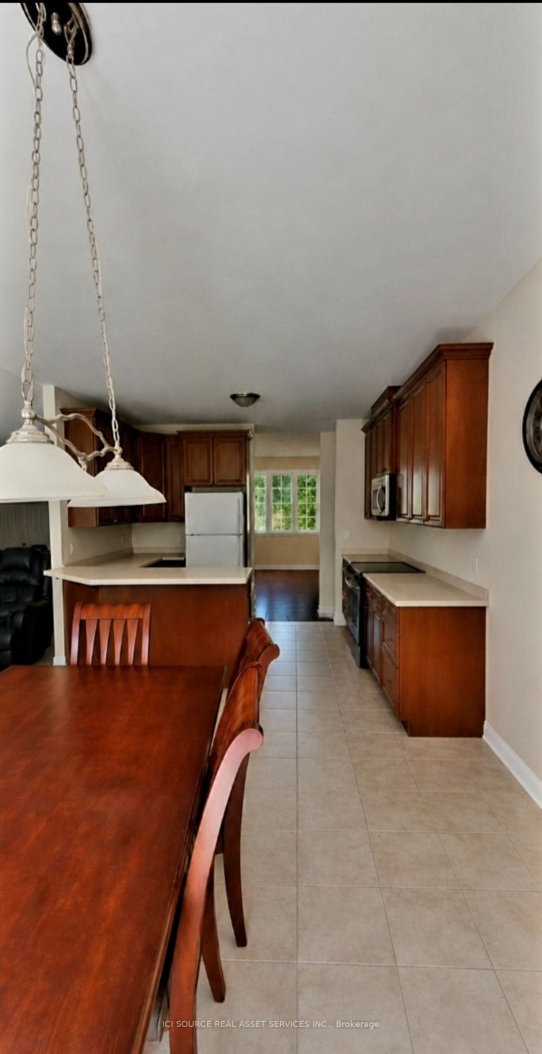 1361 Rimkey Crescent Property Photo 9