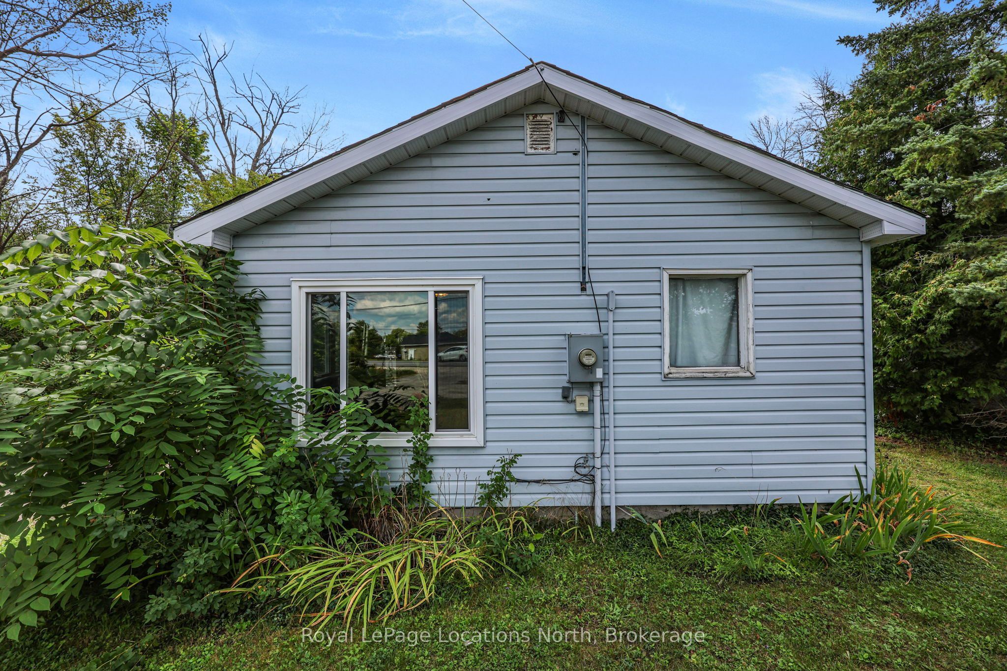 9031 Beachwood Road Property Photo 6
