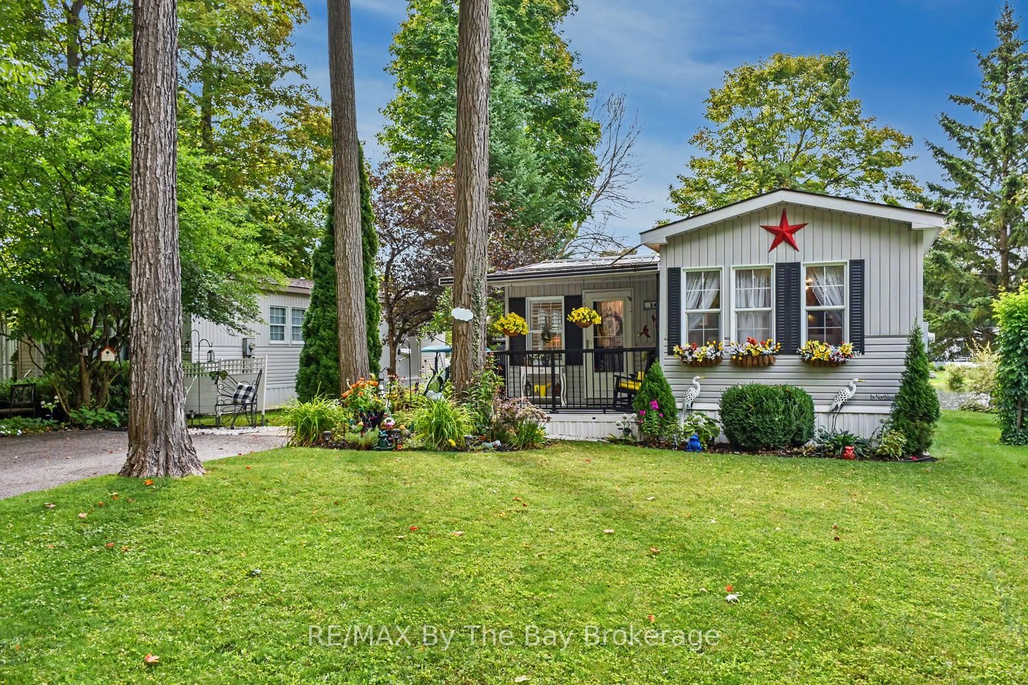 54 The Boardwalk Property Photo 1
