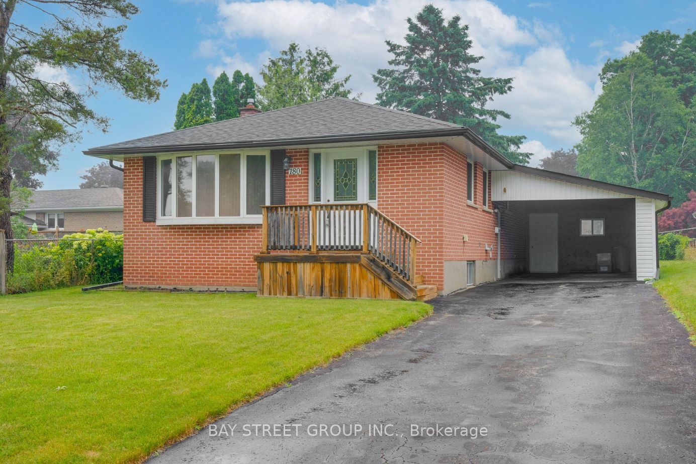 180 Rose Street Property Photo 1