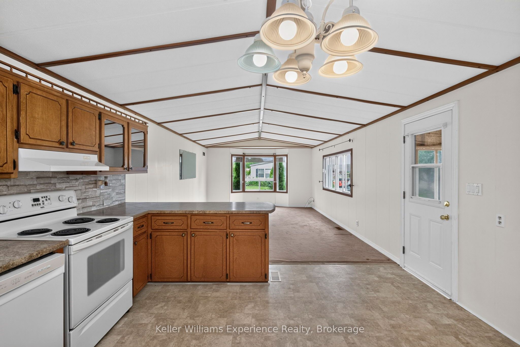 45 Northland Drive Property Photo 17
