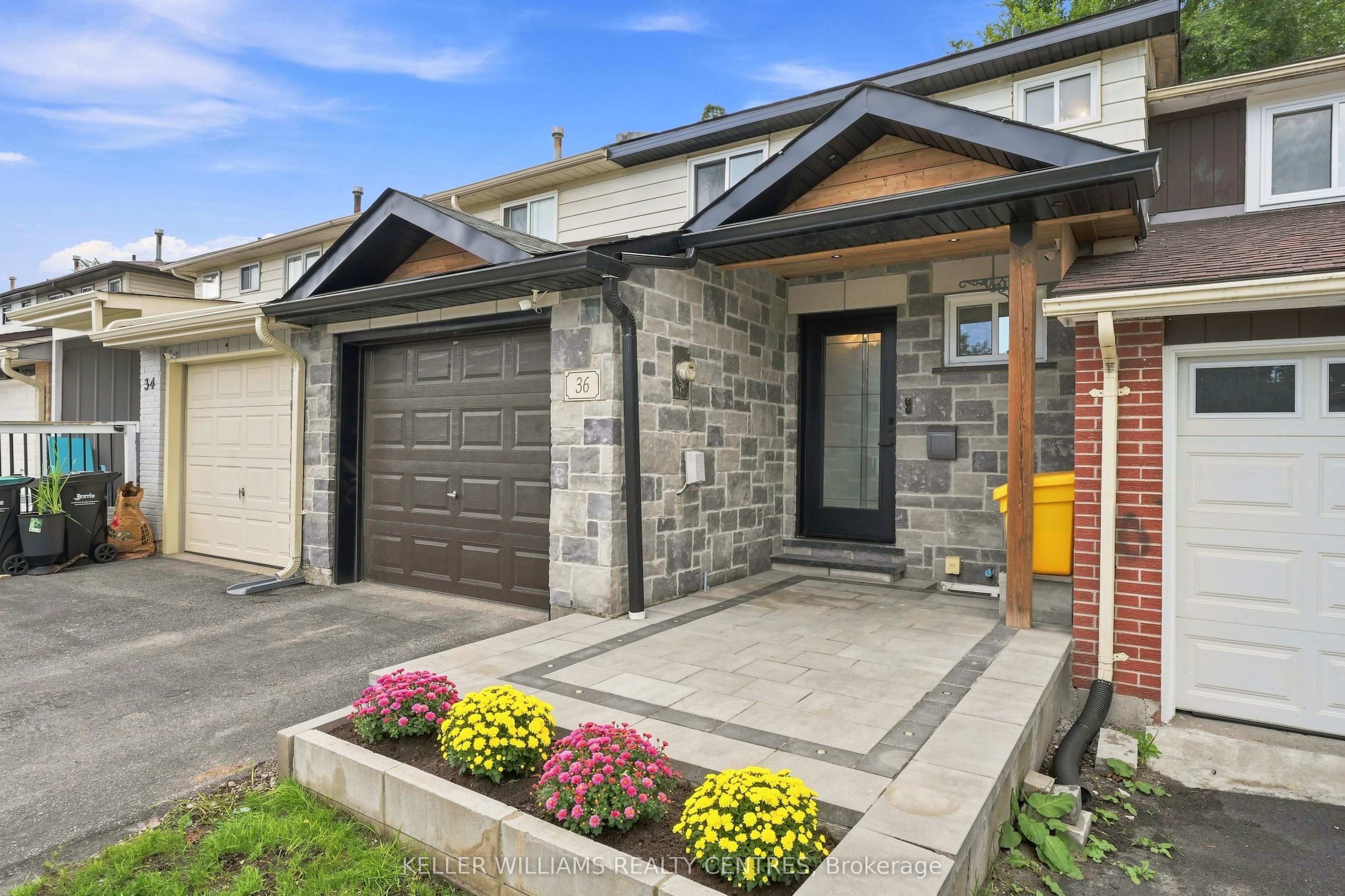 36 Chaucer Crescent Property Photo 1