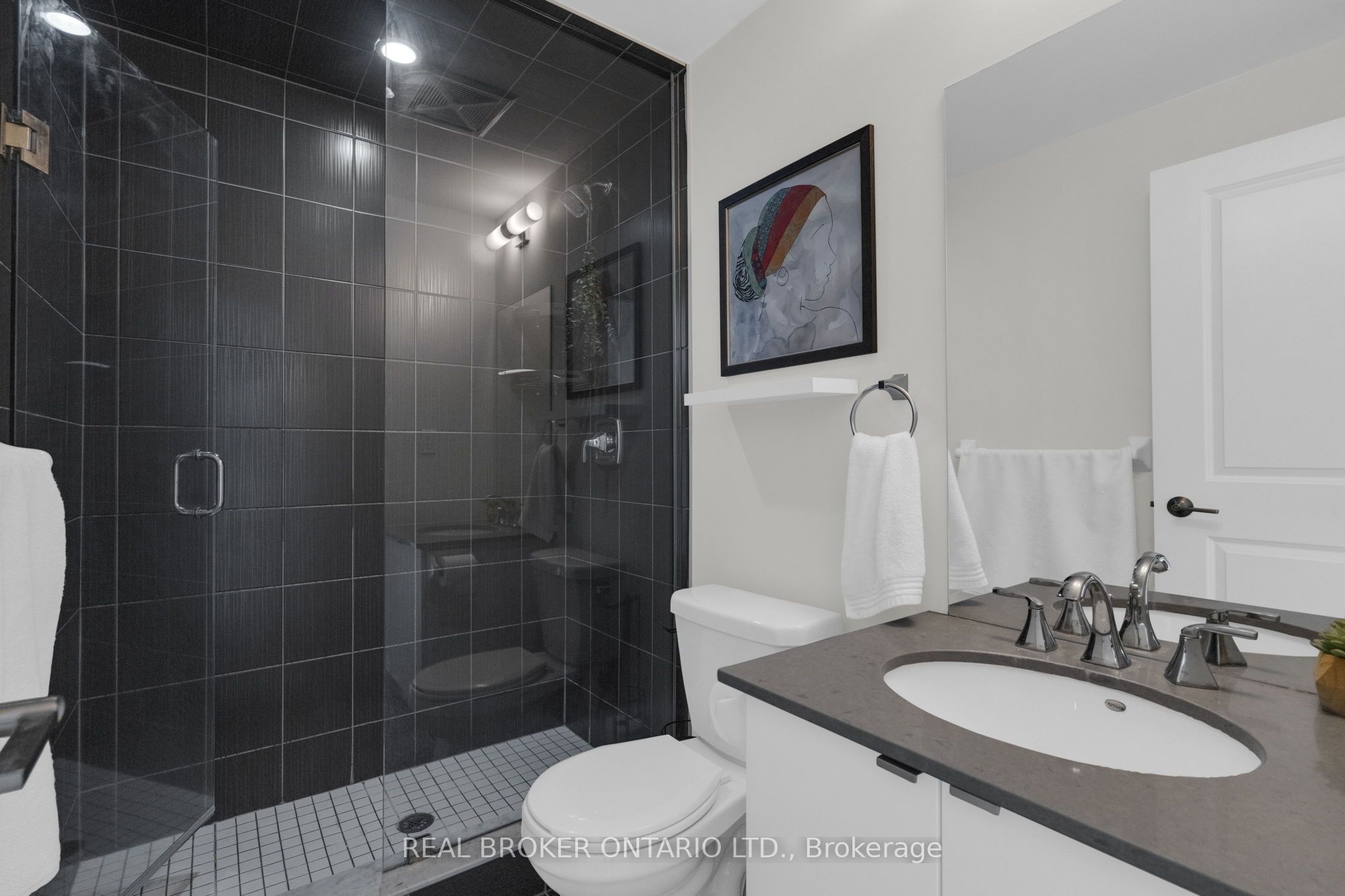 299 Cundles Road E 604 Property Photo 13