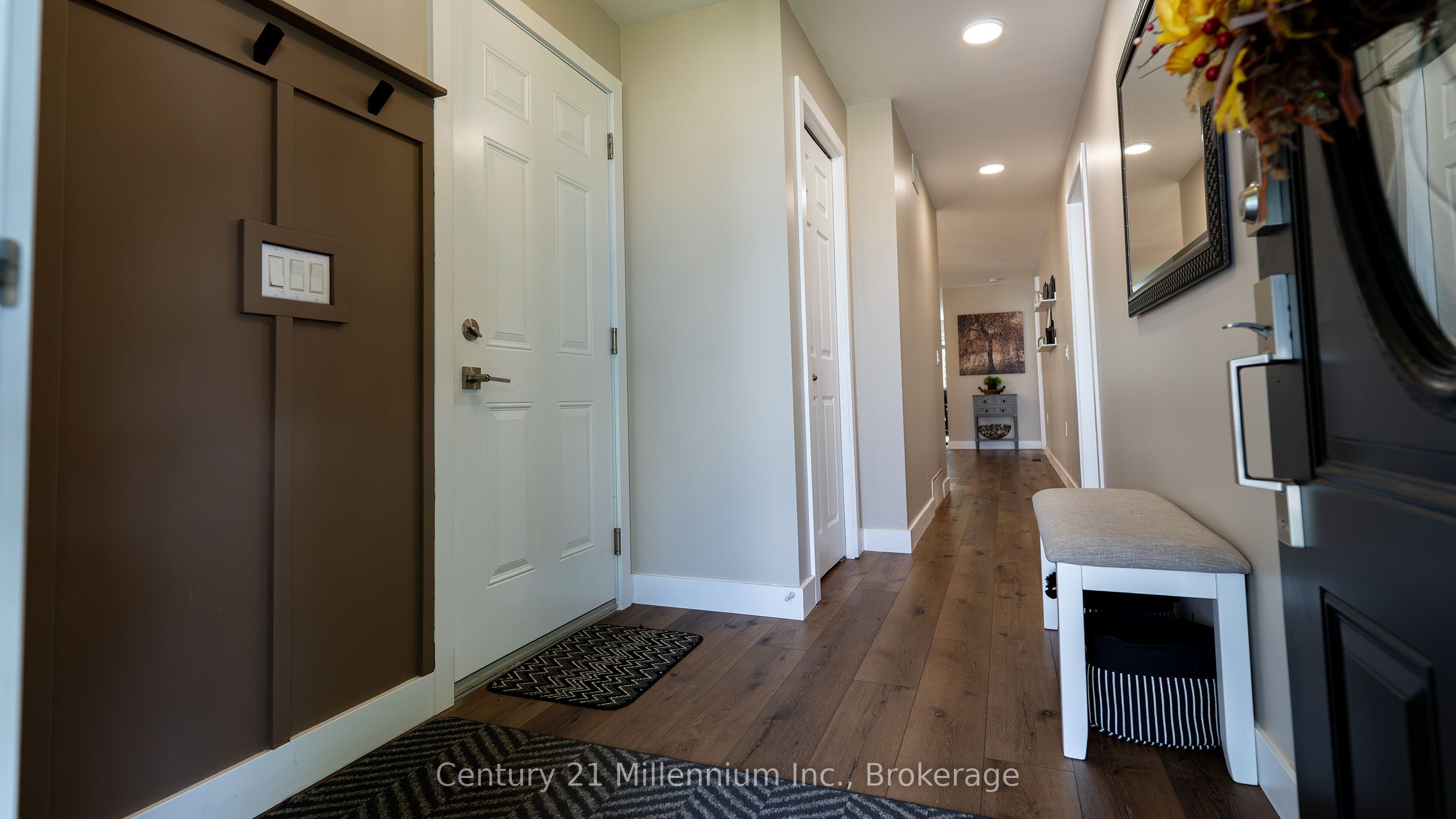 12 Illinois Crescent Property Photo 5