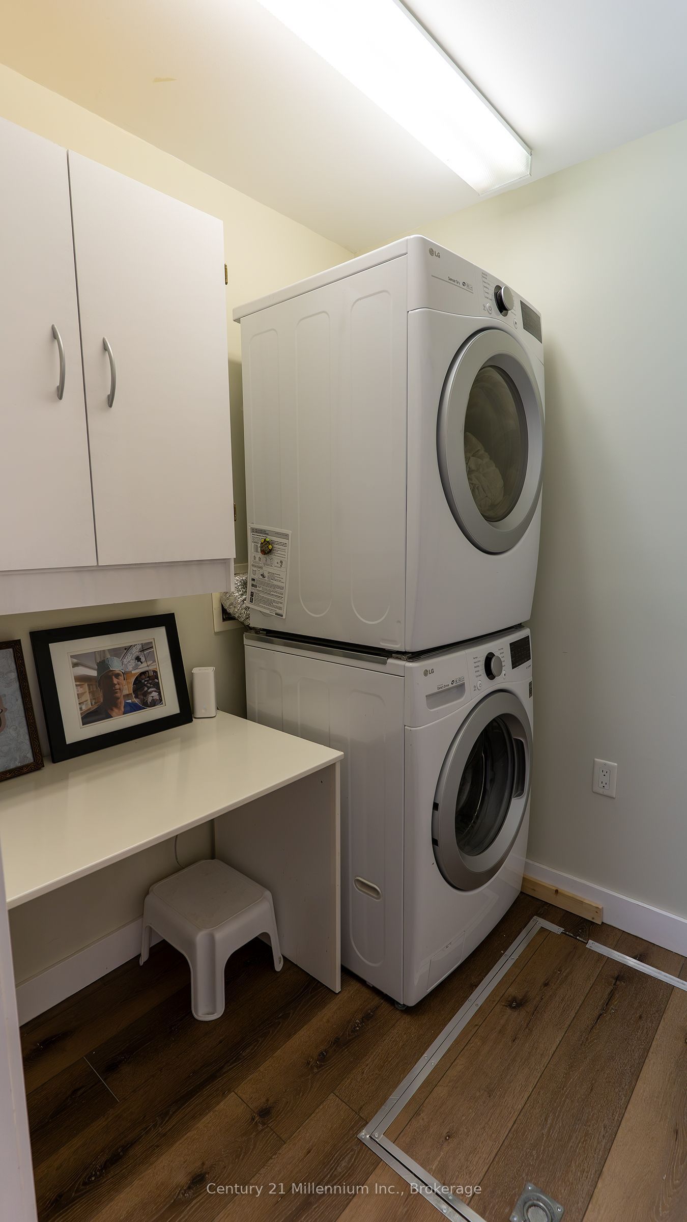 12 Illinois Crescent Property Photo 8