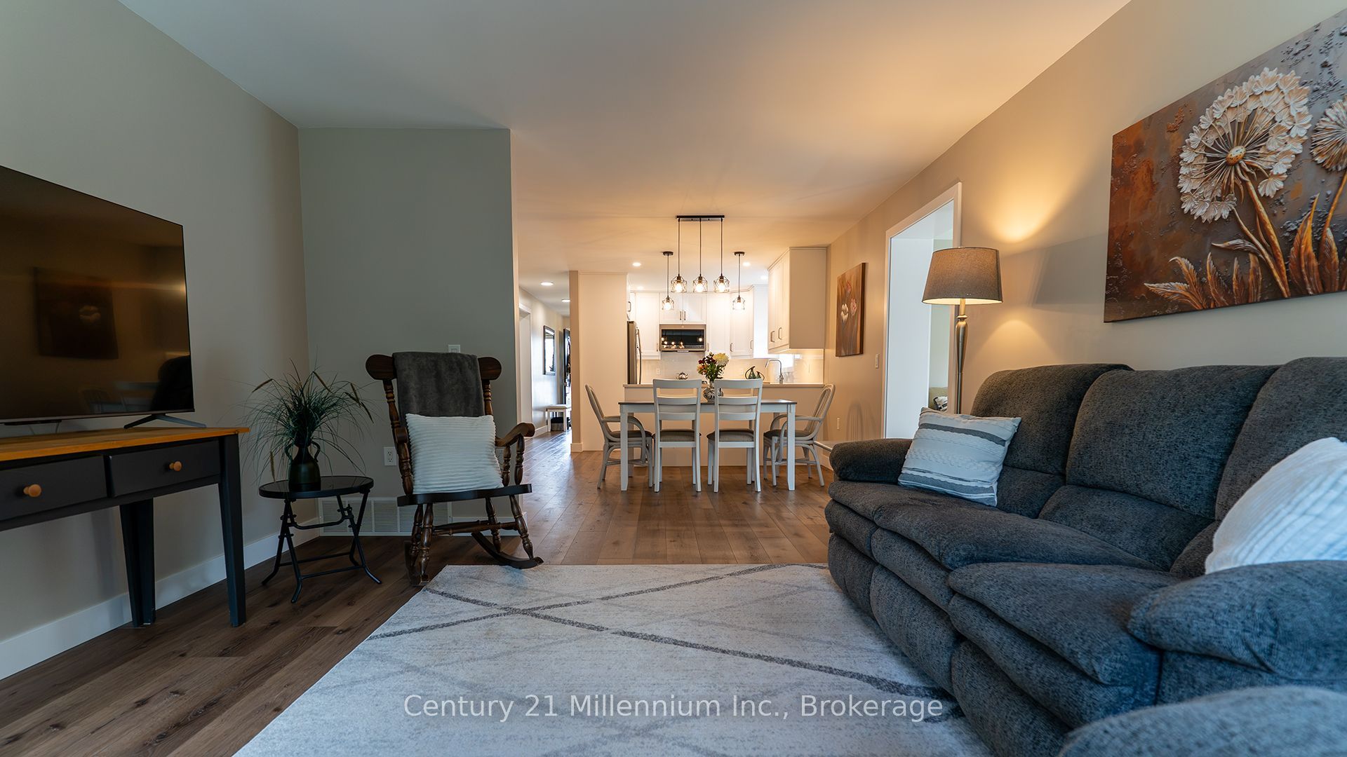 12 Illinois Crescent Property Photo 16