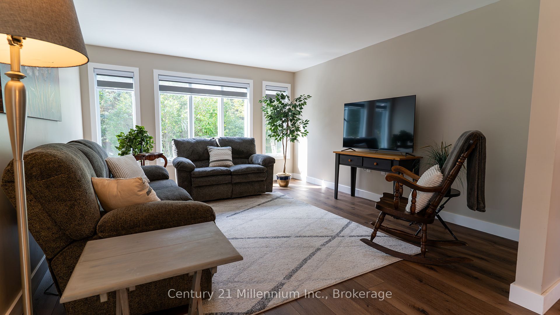 12 Illinois Crescent Property Photo 19