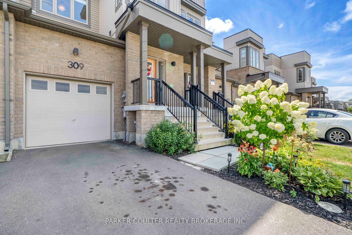 309 Atkinson Street Property Photo 4