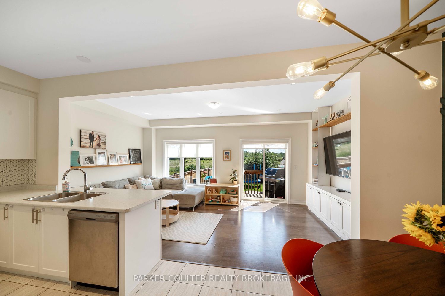 309 Atkinson Street Property Photo 8