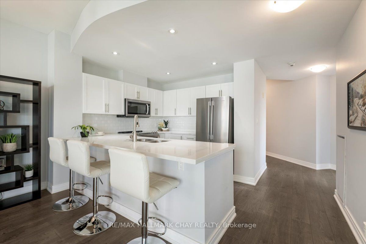 2 Toronto Street 605 Property Photo 8