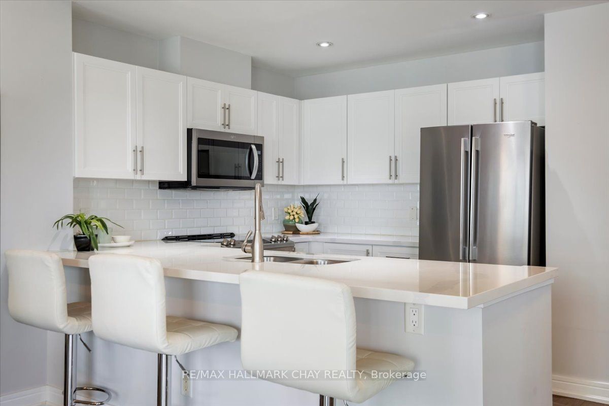 2 Toronto Street 605 Property Photo 9